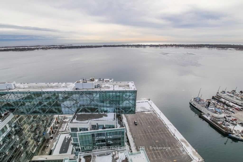 15 Queen's Quay East N/A Unit 2303 photo 23