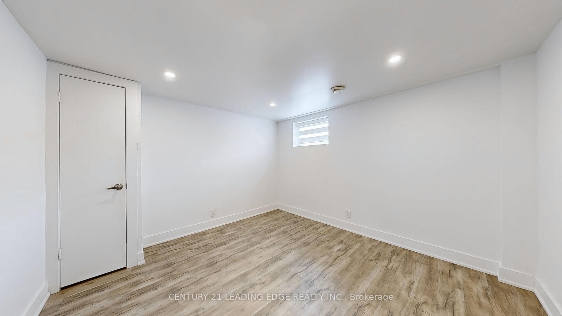 70 Wexford Boulevard photo 43