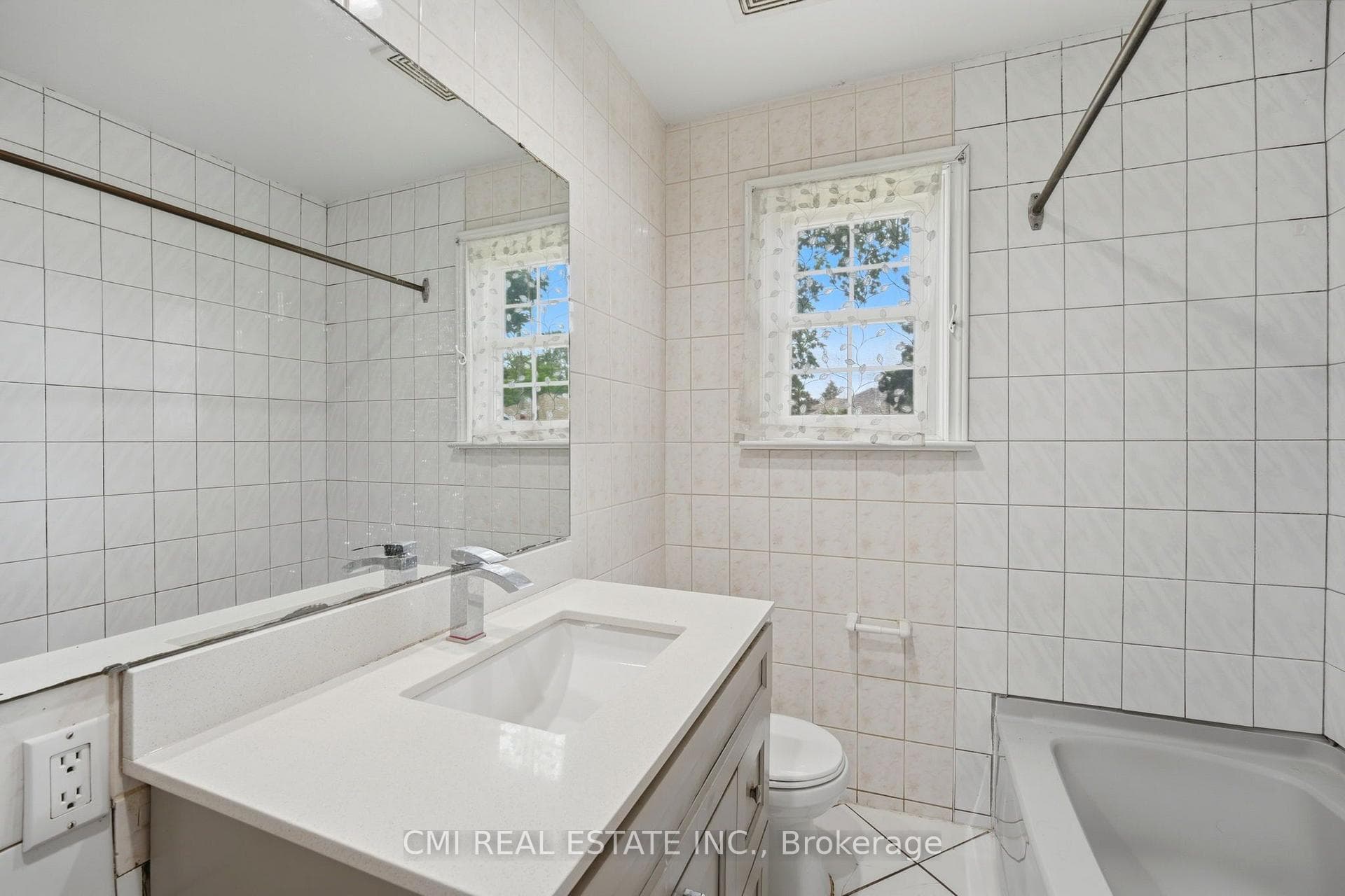 106 Flora Drive photo 23