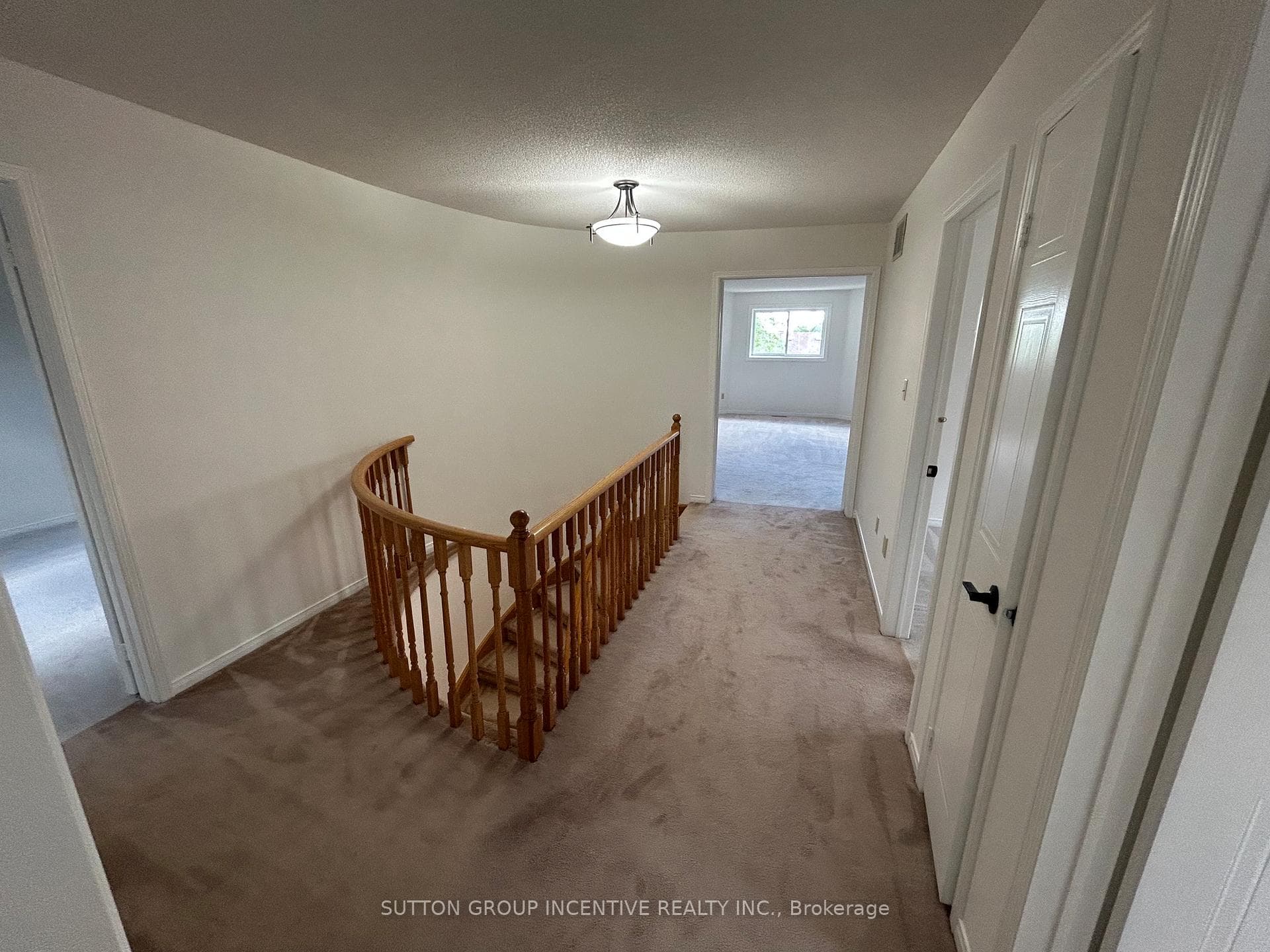 2nd Floor Landing