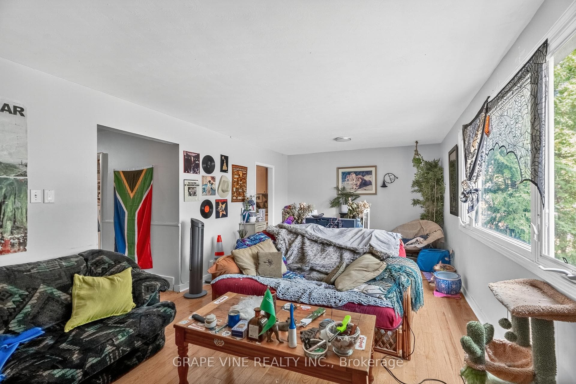 1098 Clyde Avenue photo 26