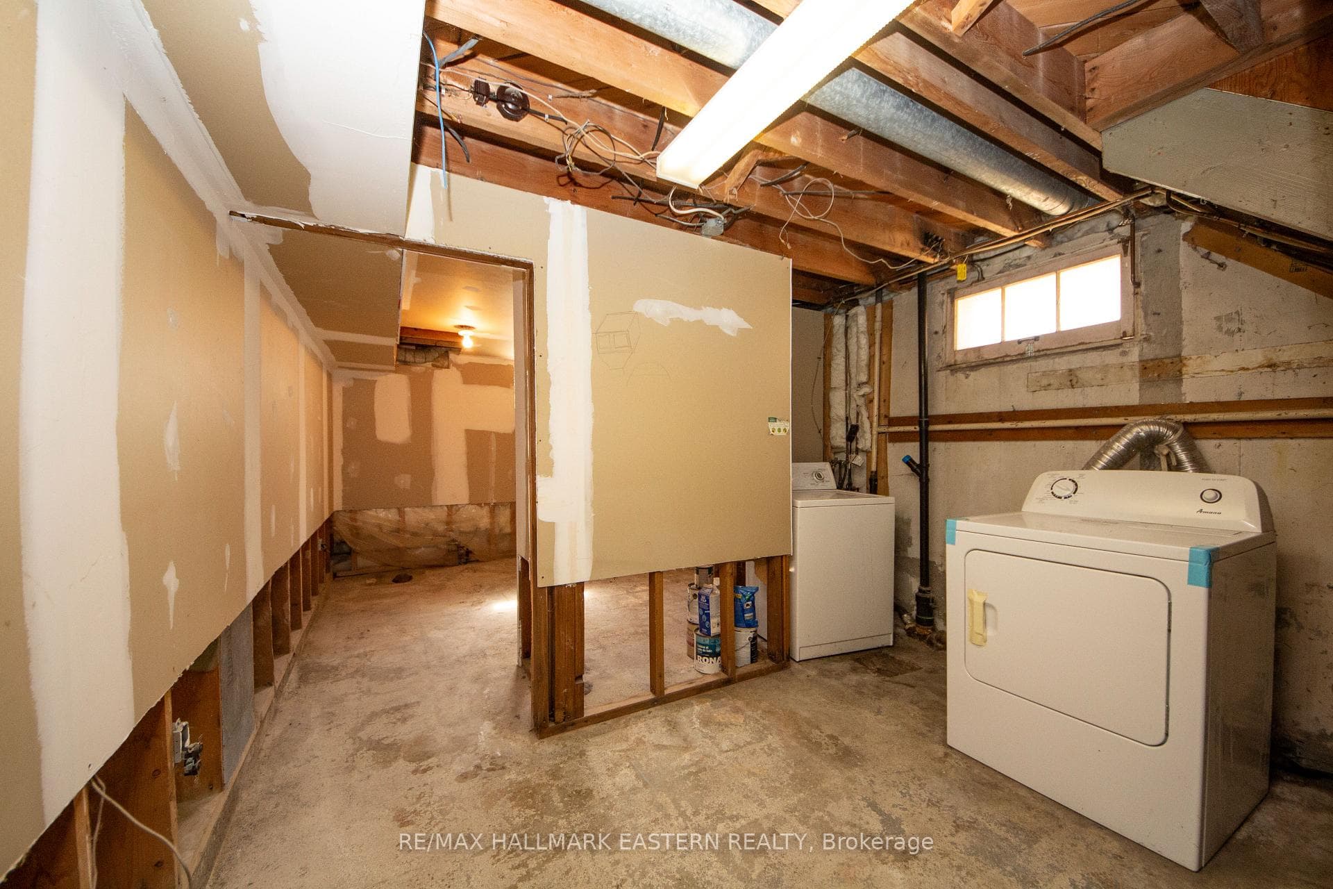 812 Argyle Street photo 20