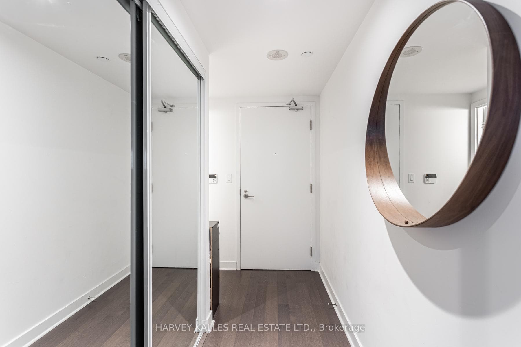 58 Orchard View Boulevard Unit 1209 photo 5