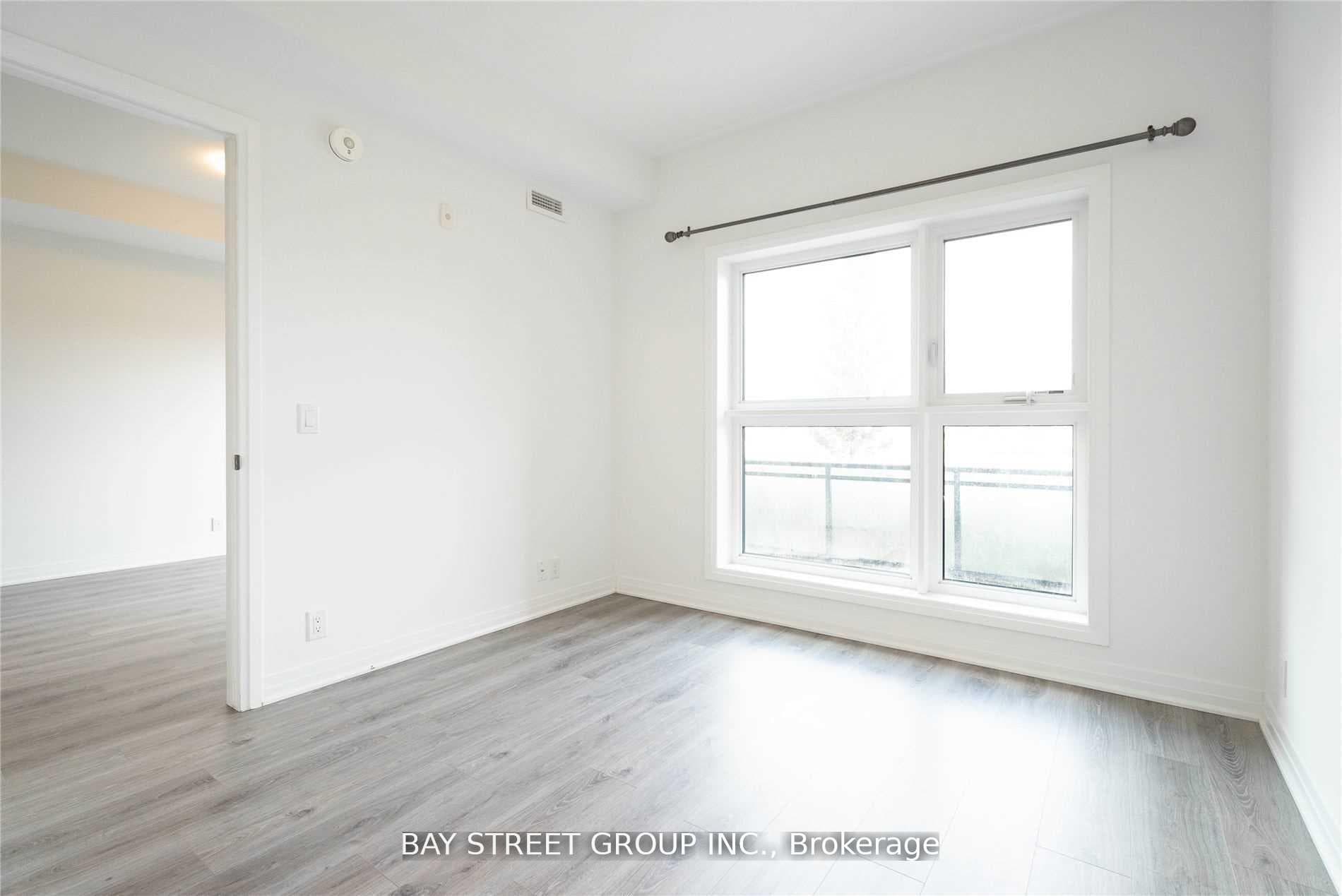 128 Grovewood Common Unit 120 photo 16
