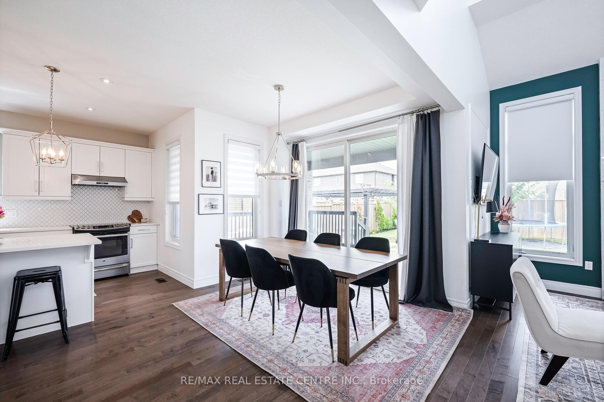 8 Stuckey Lane photo 13