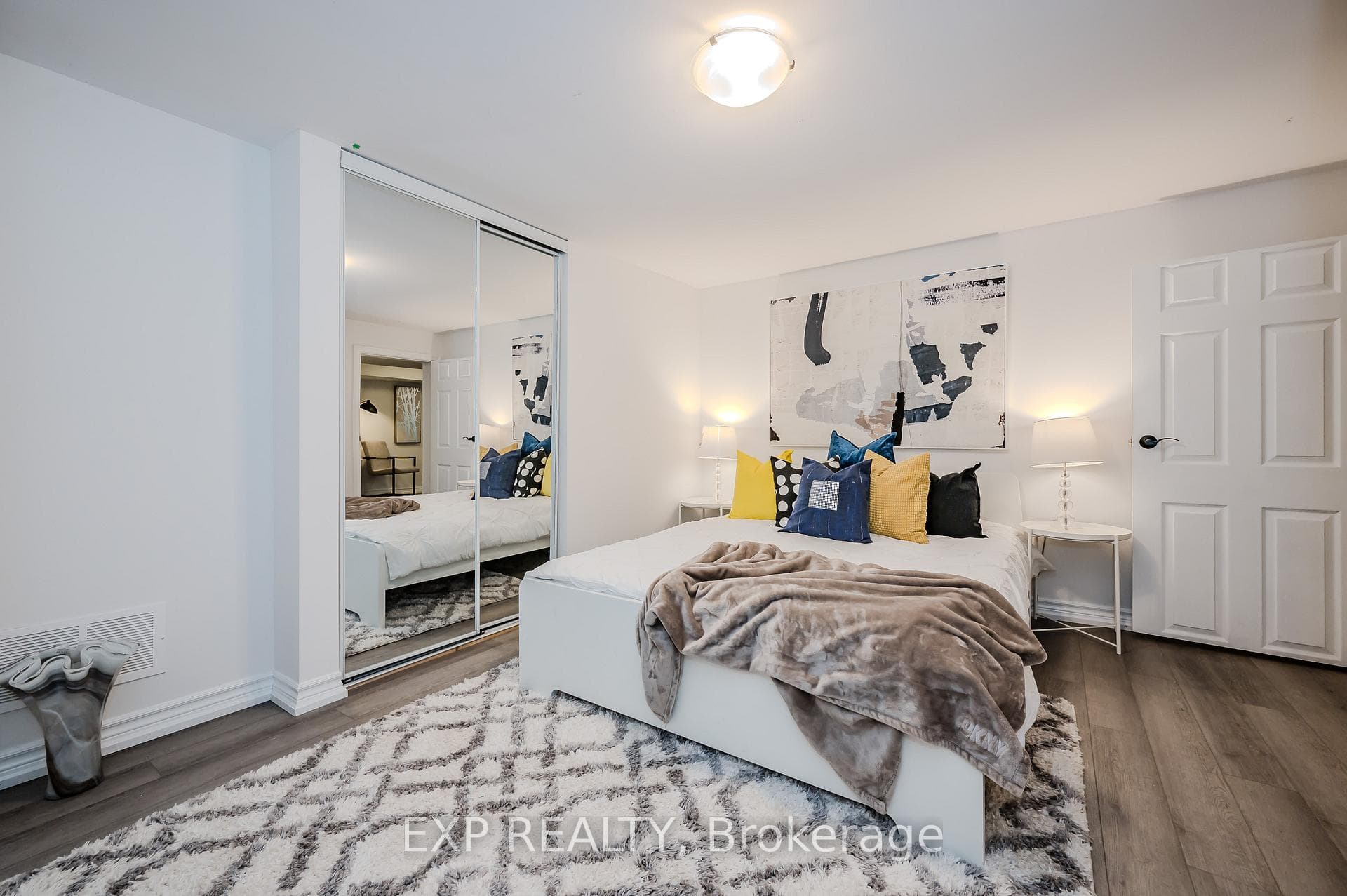 150 West 25th Street photo 25