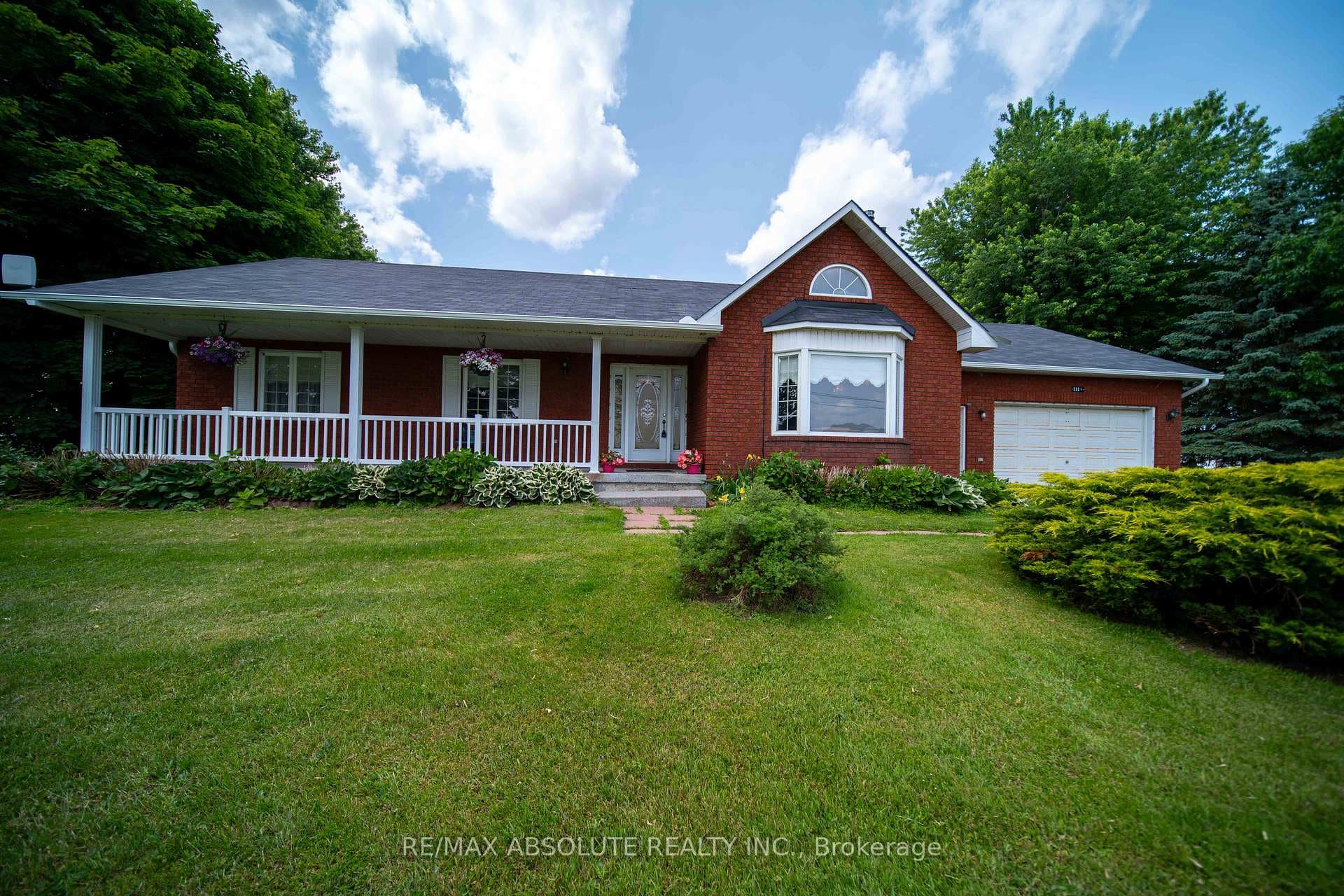 1116 St Albert Road photo 2