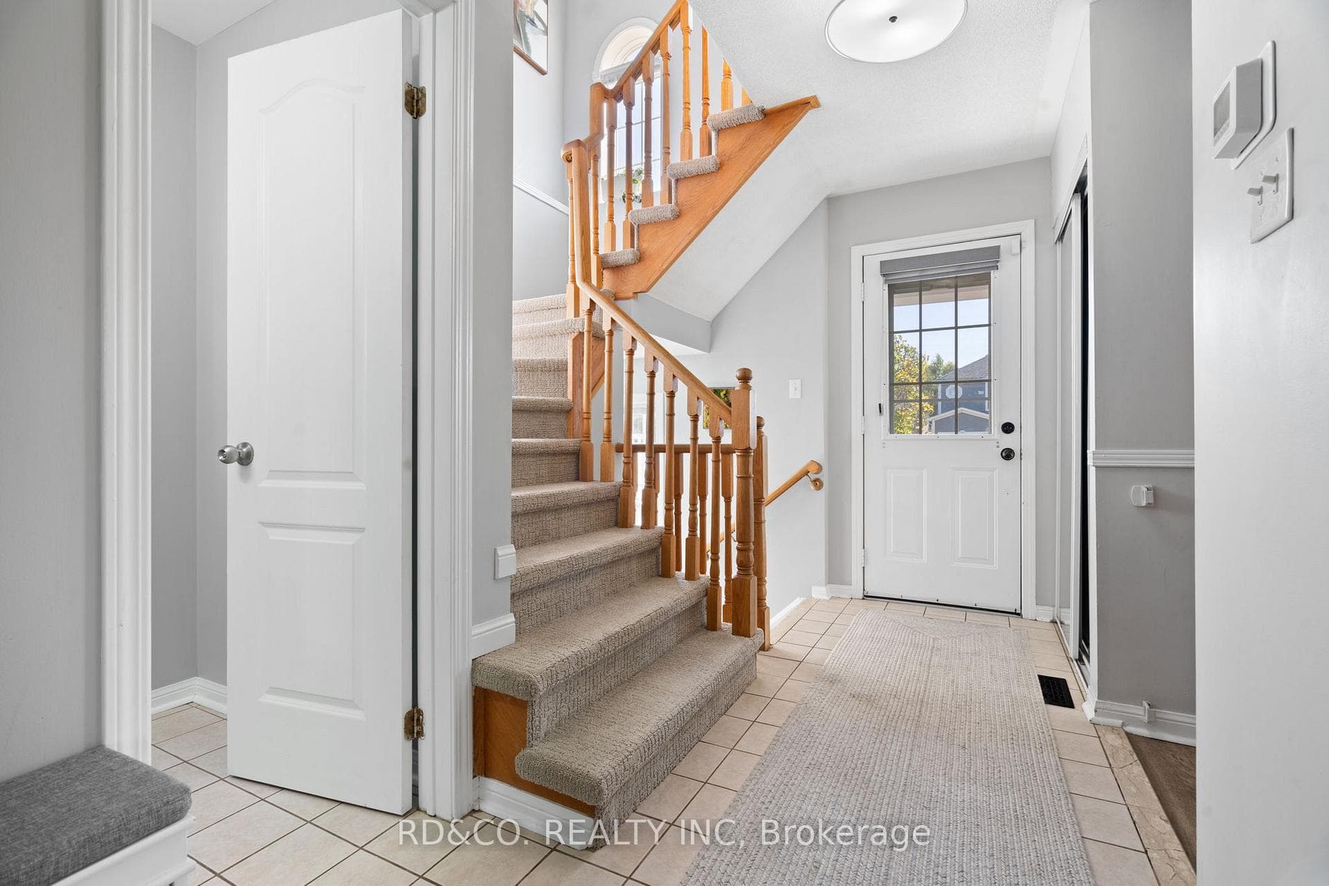 22 Beacham Crescent photo 3