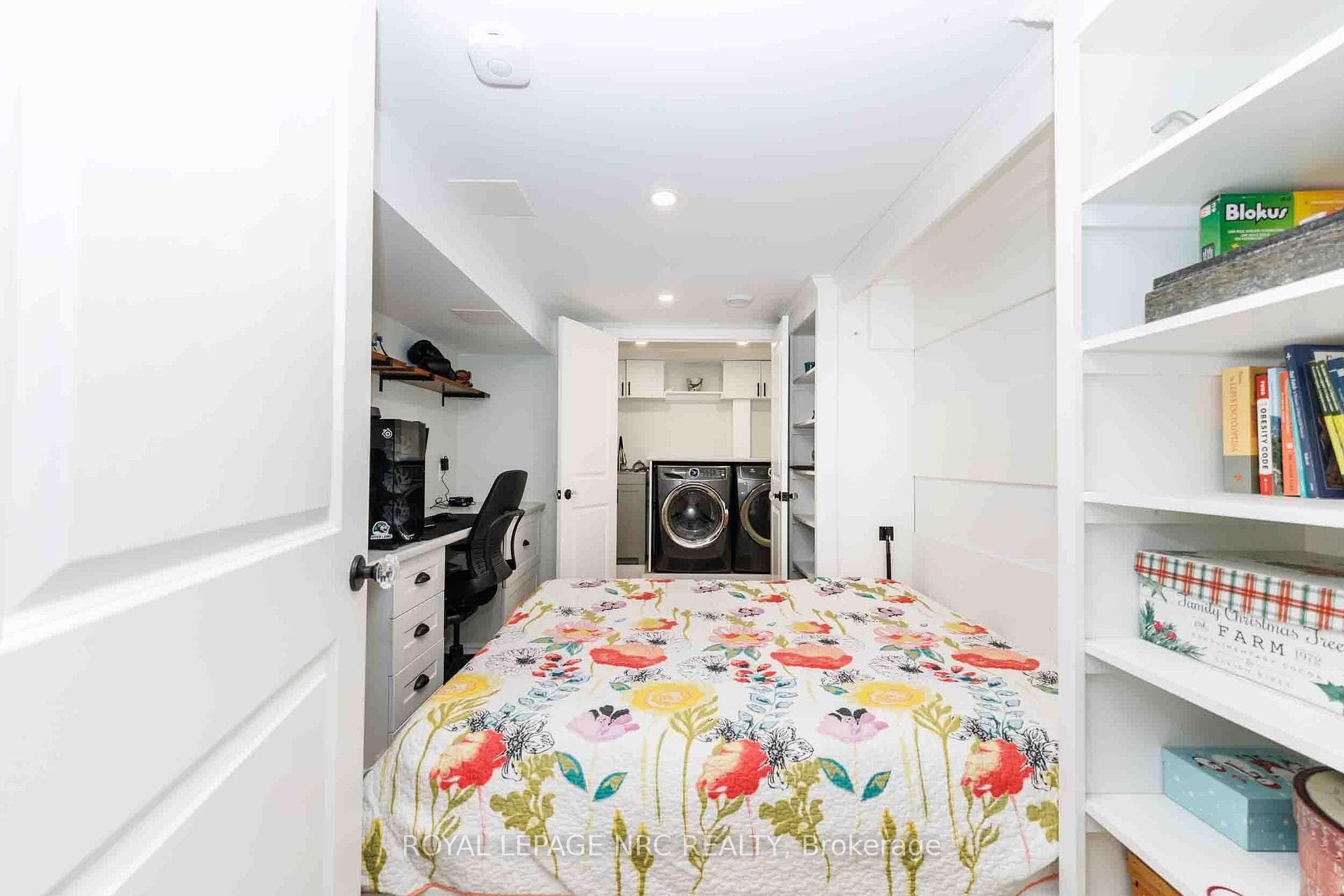 6 CROYDON Drive photo 29