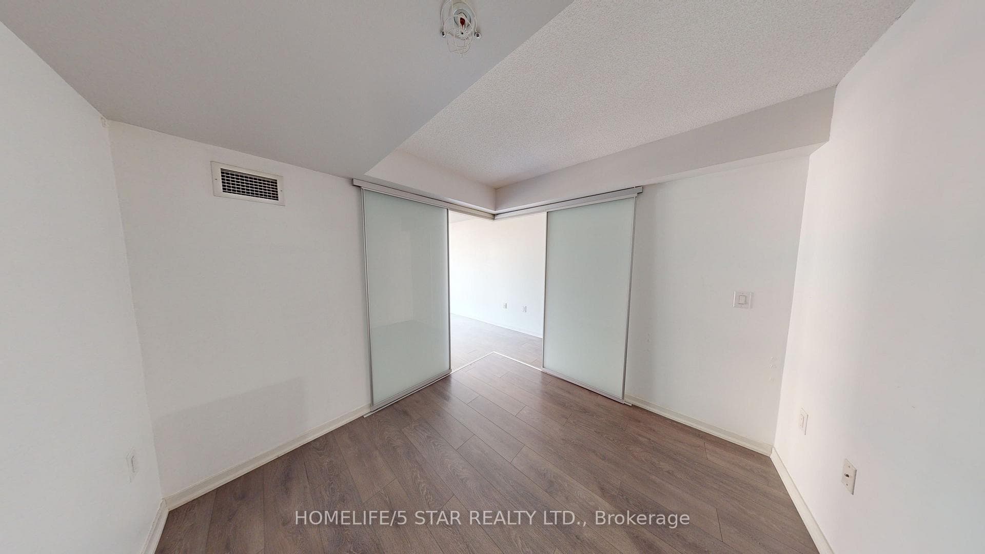 36 Lisgar Street Unit 1108E photo 8