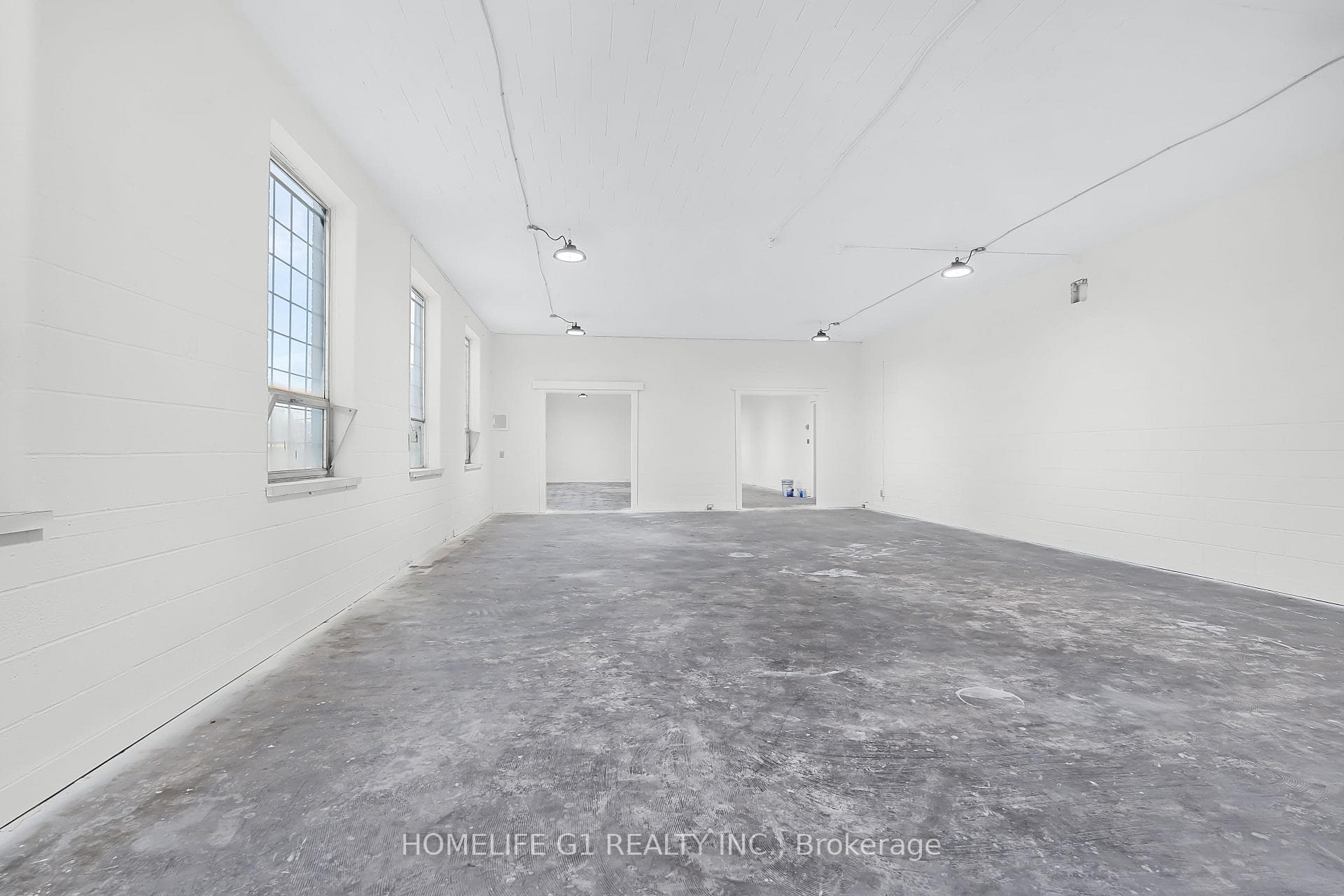 337 Gage Avenue photo 37