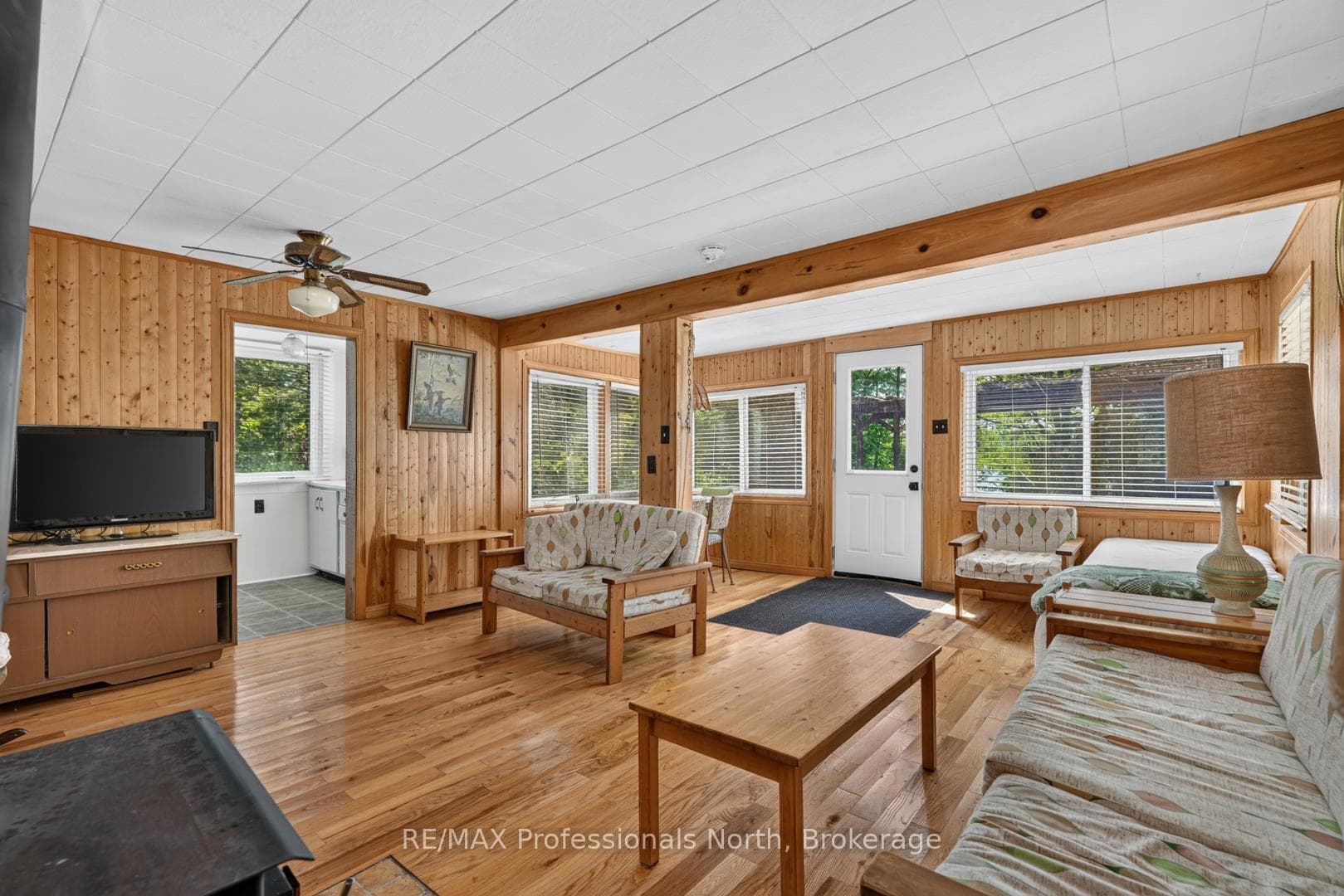 1032 Gazebo Lane photo 6