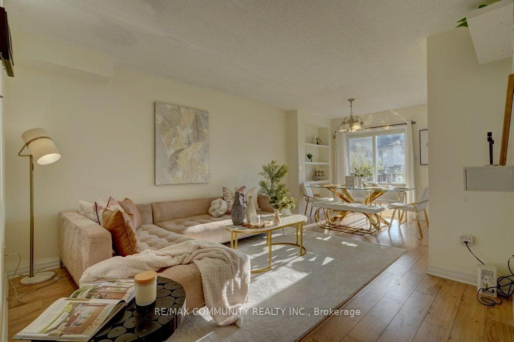 67 Smales Drive photo 6