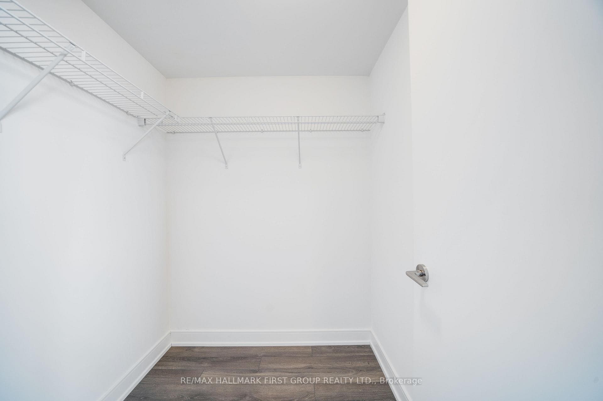 1350 Ellesmere Road Unit 301 photo 25