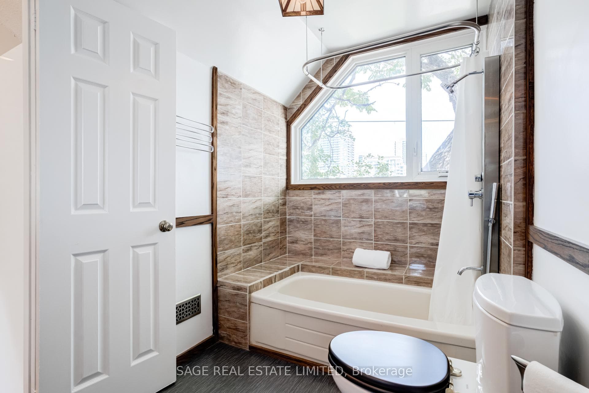 38 Poulett Street photo 20
