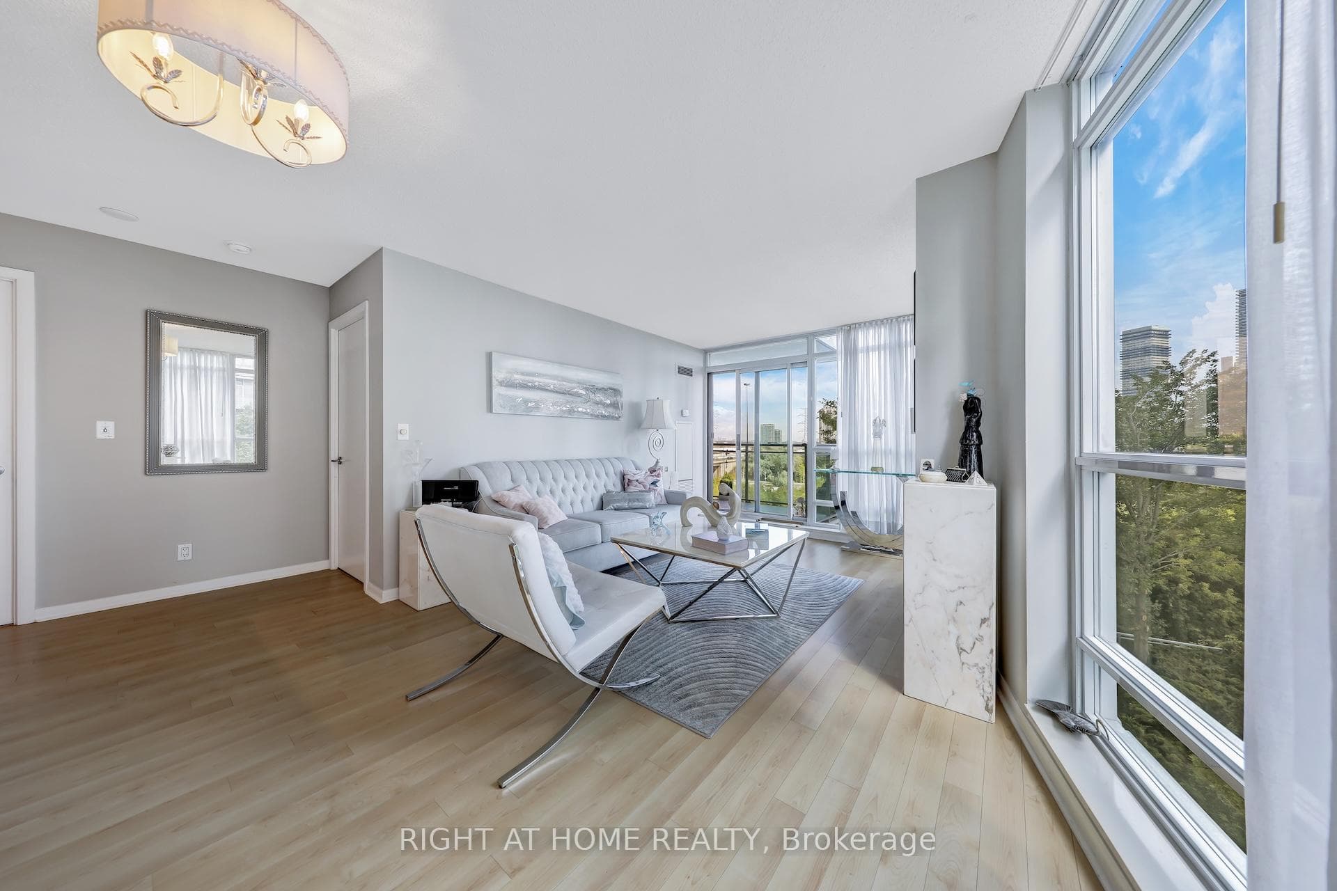 185 Legion Road Unit 607 photo 5