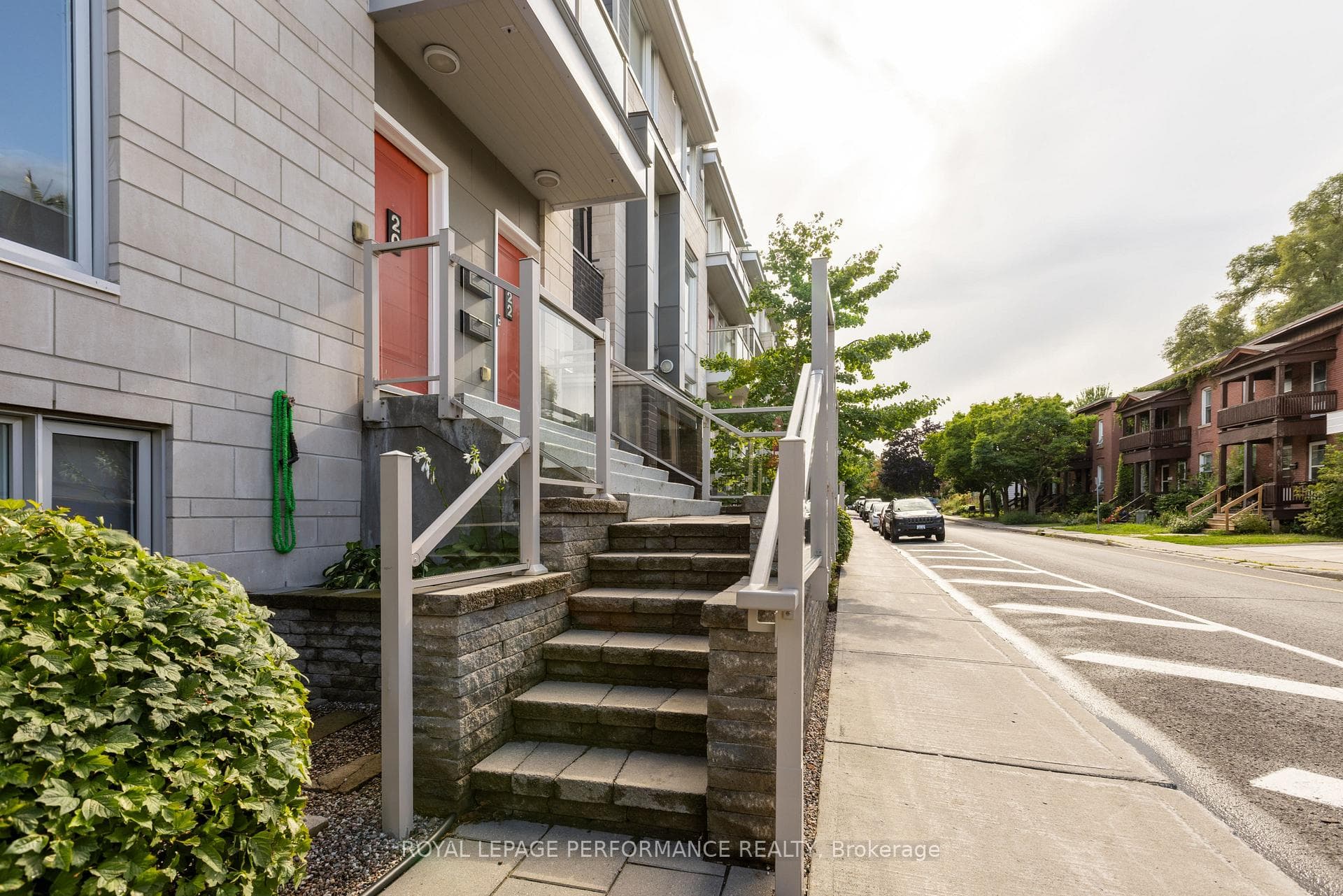 22 Holmwood Avenue photo 4