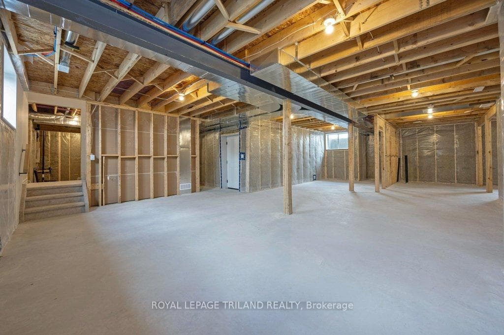8 Bouw Place photo 28