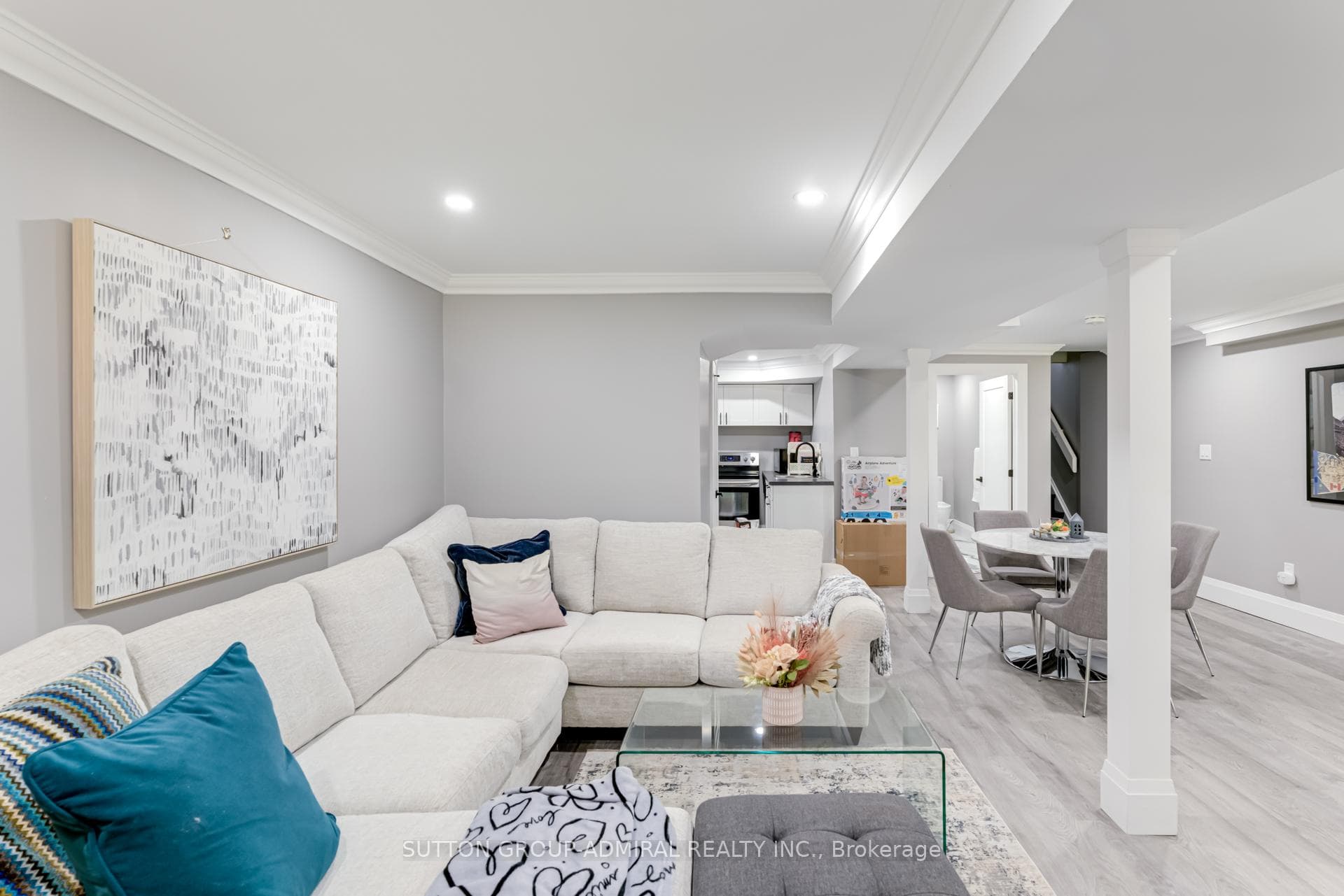 37 Charlton Crescent photo 30