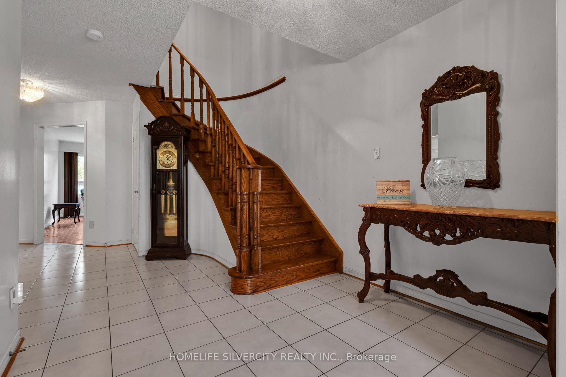 594 Sewells Road photo 18
