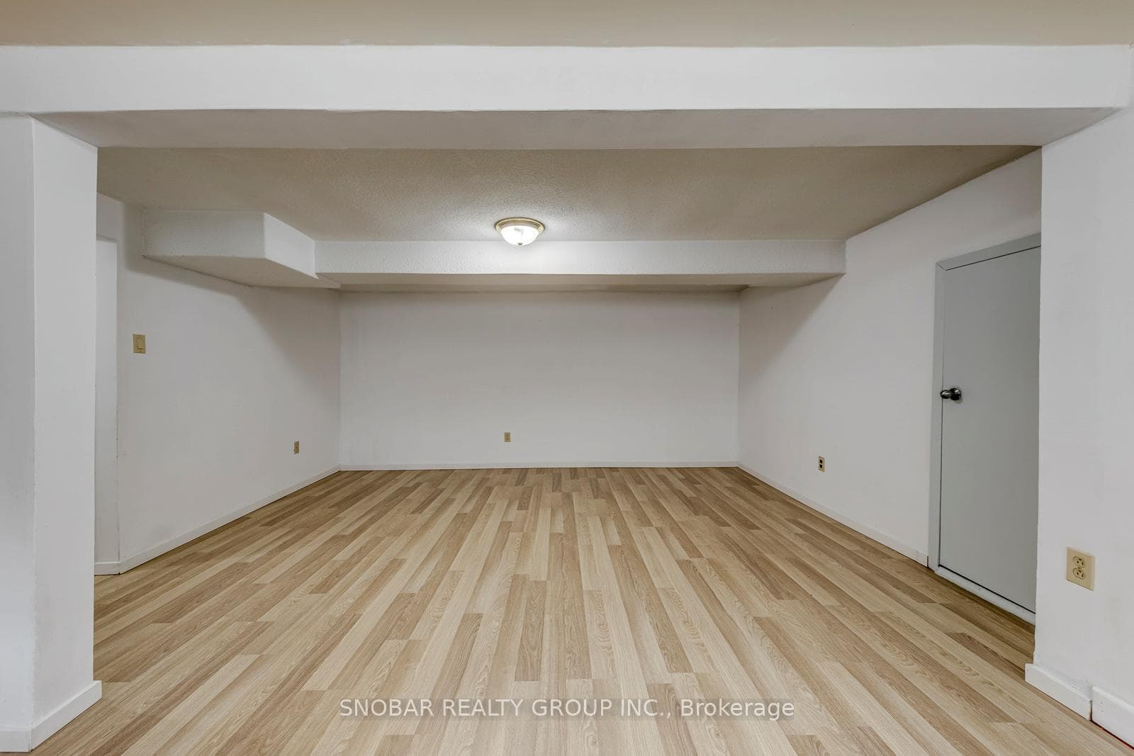 10 Bemberg Court photo 29