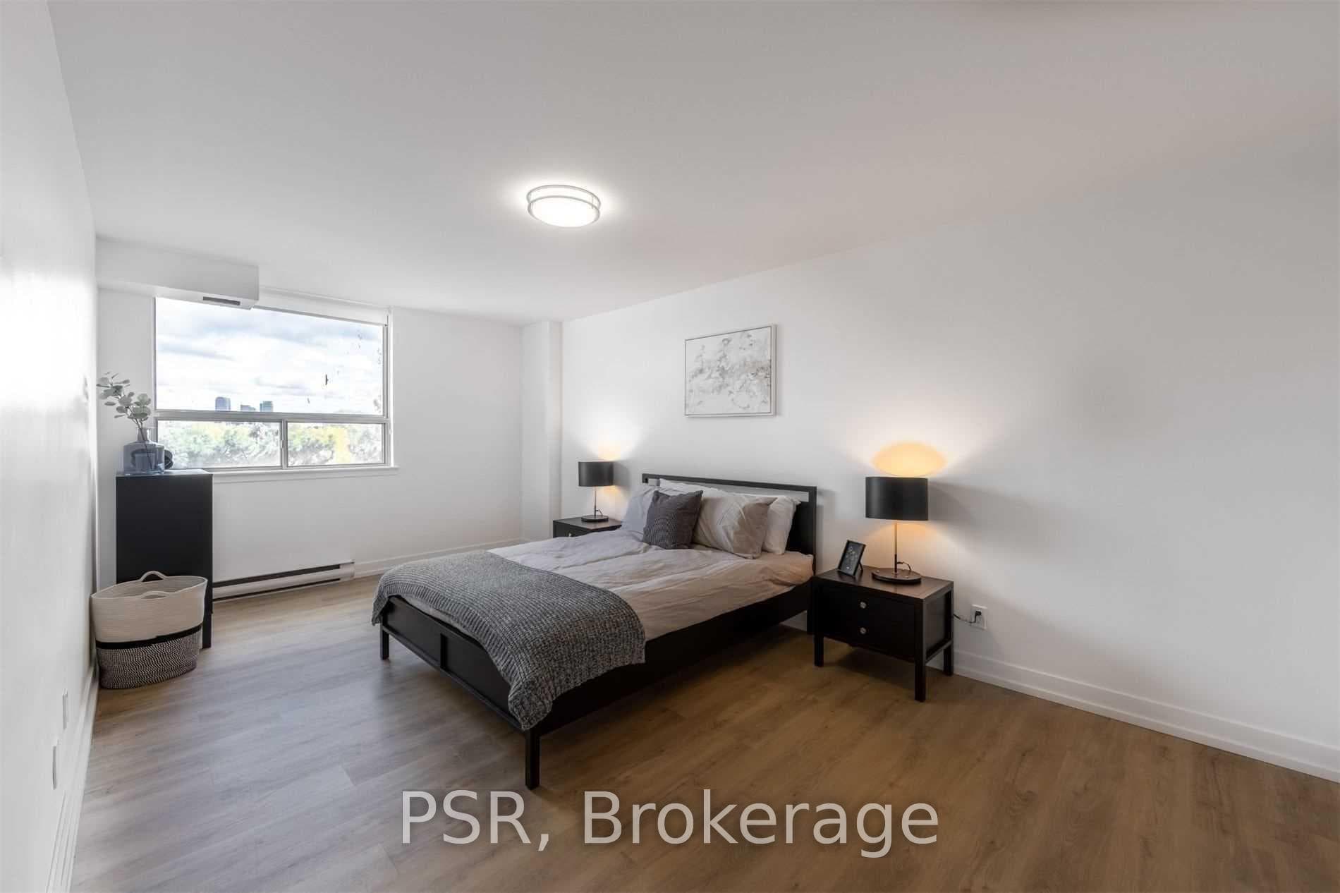 240 Markland Drive Unit 1003 photo 12