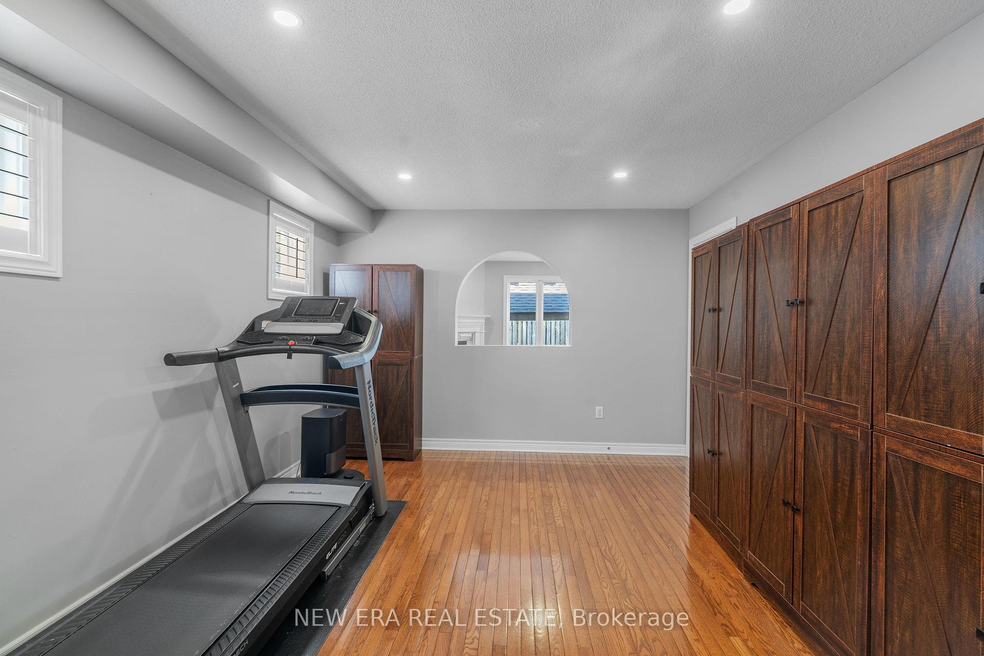 2855 Duncairn Drive photo 17