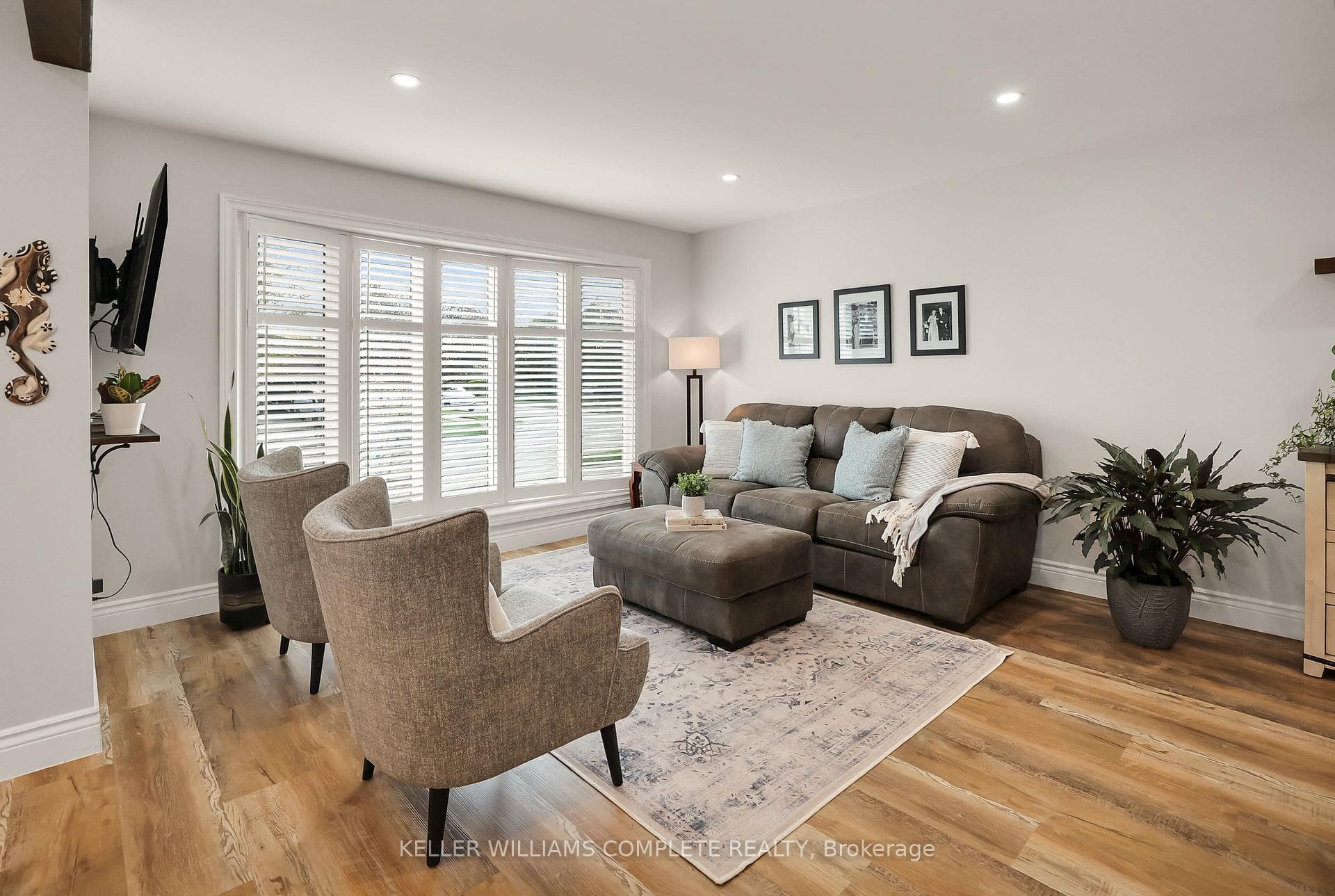 40 Seaton Place Drive photo 7