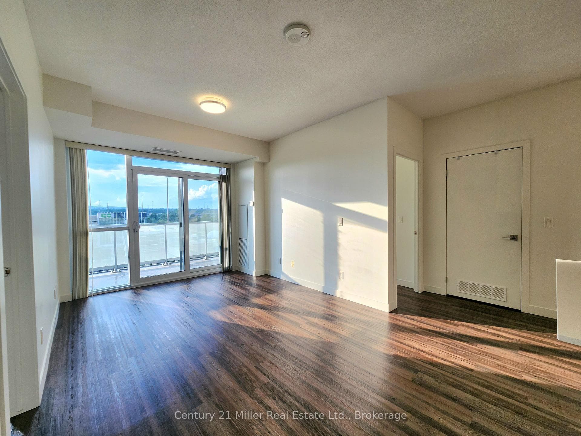 2087 Fairview Street Unit 607 photo 7