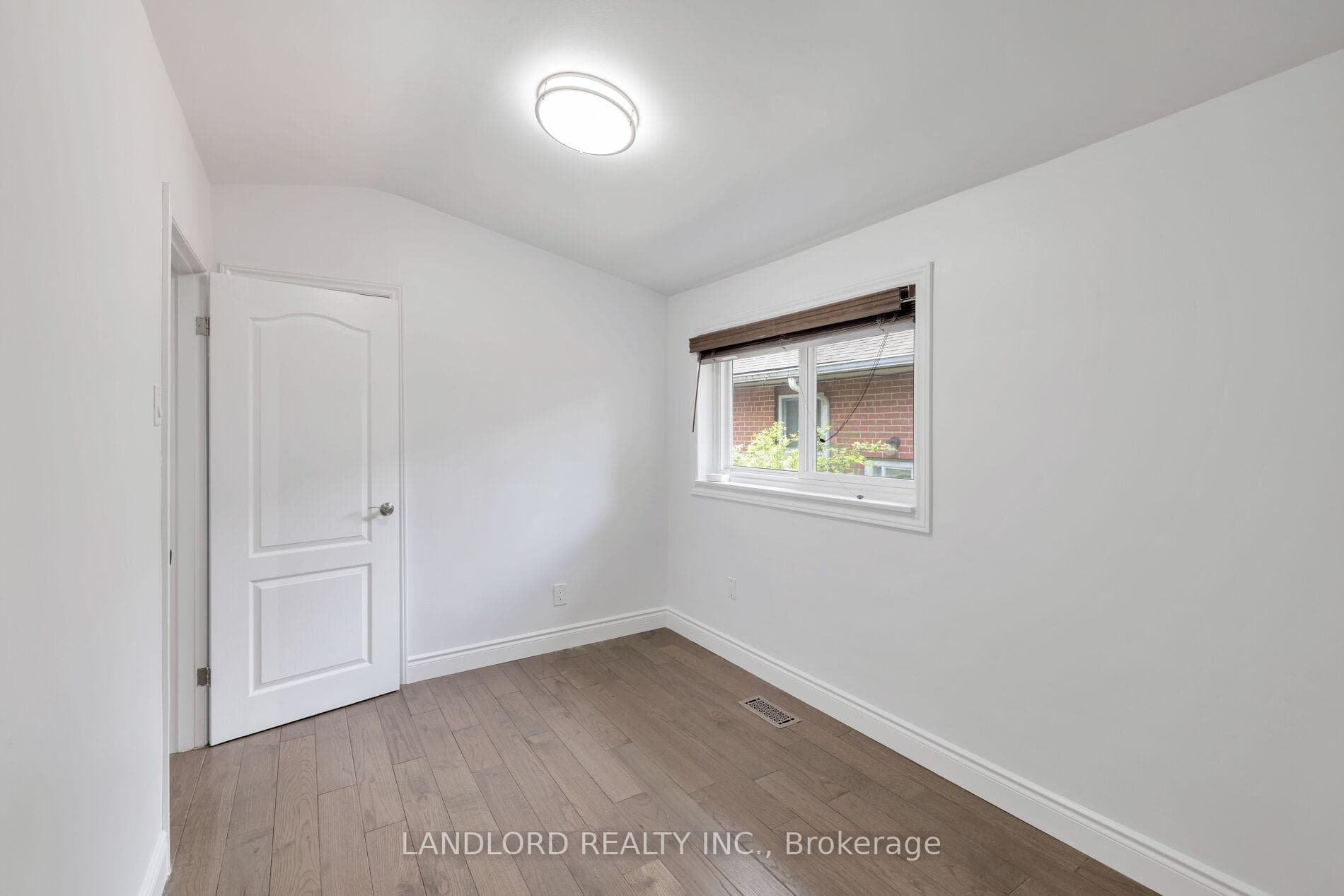34 Lyncroft Drive photo 27