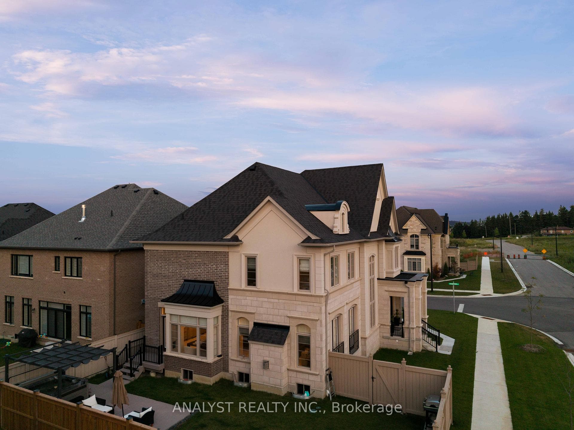 94 Crawford Drive photo 39