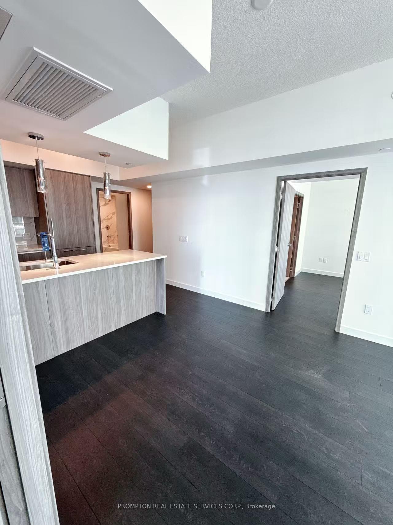 1 CONCORD CITYPLACE Way Unit 2005 photo 27