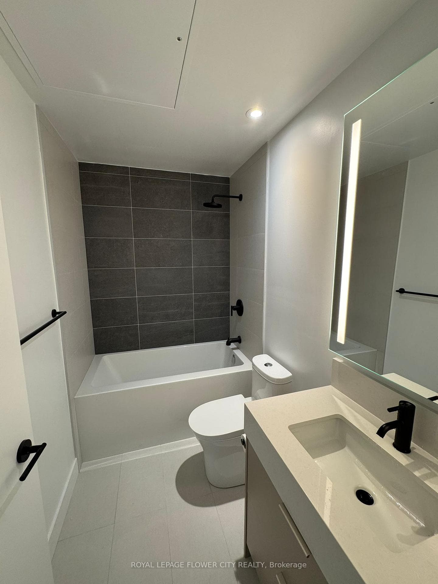 308 Jarvis Street Unit 3109 photo 9