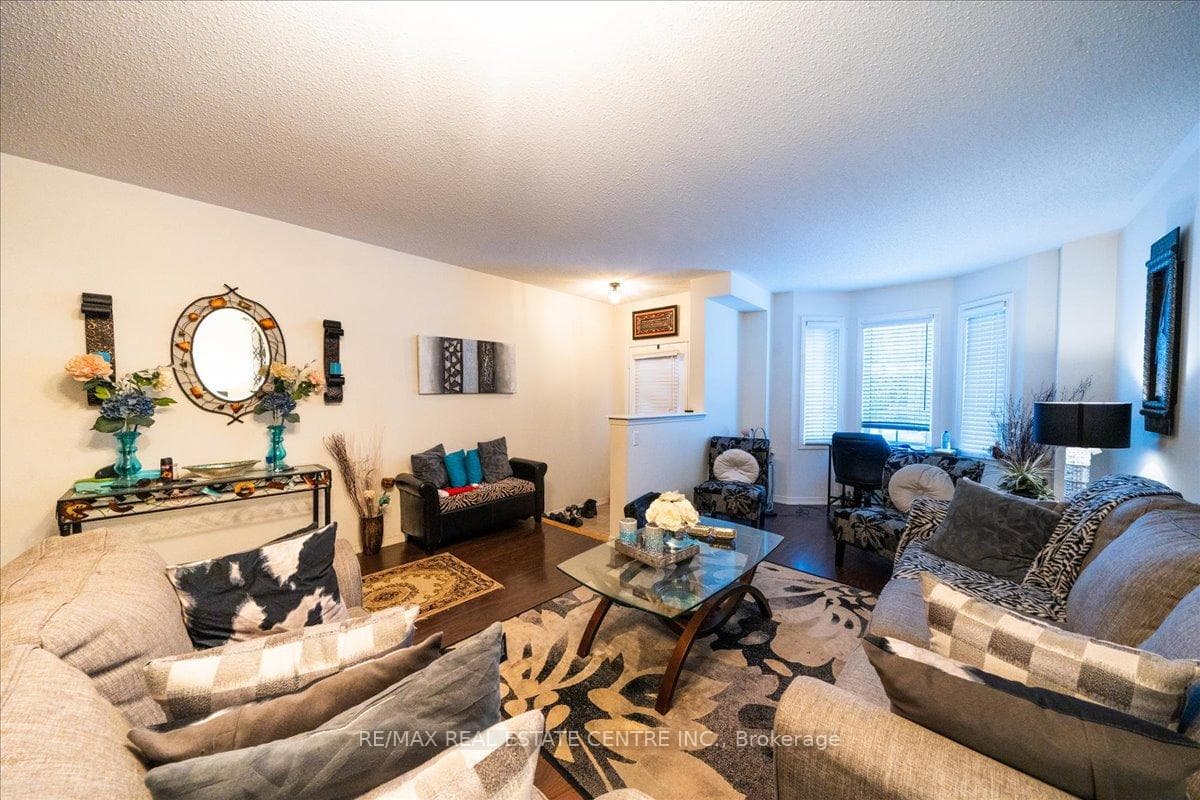 523 Nairn Circle photo 14