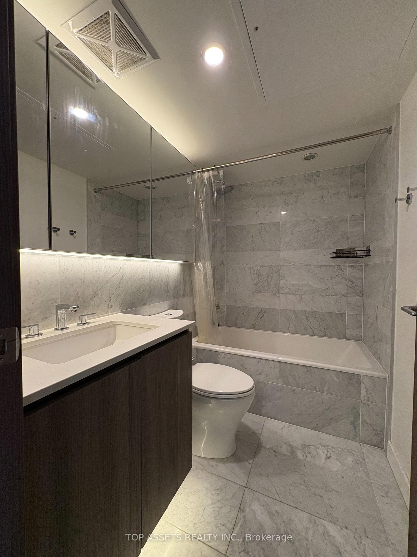 17 Bathurst Street Unit 2811 photo 5