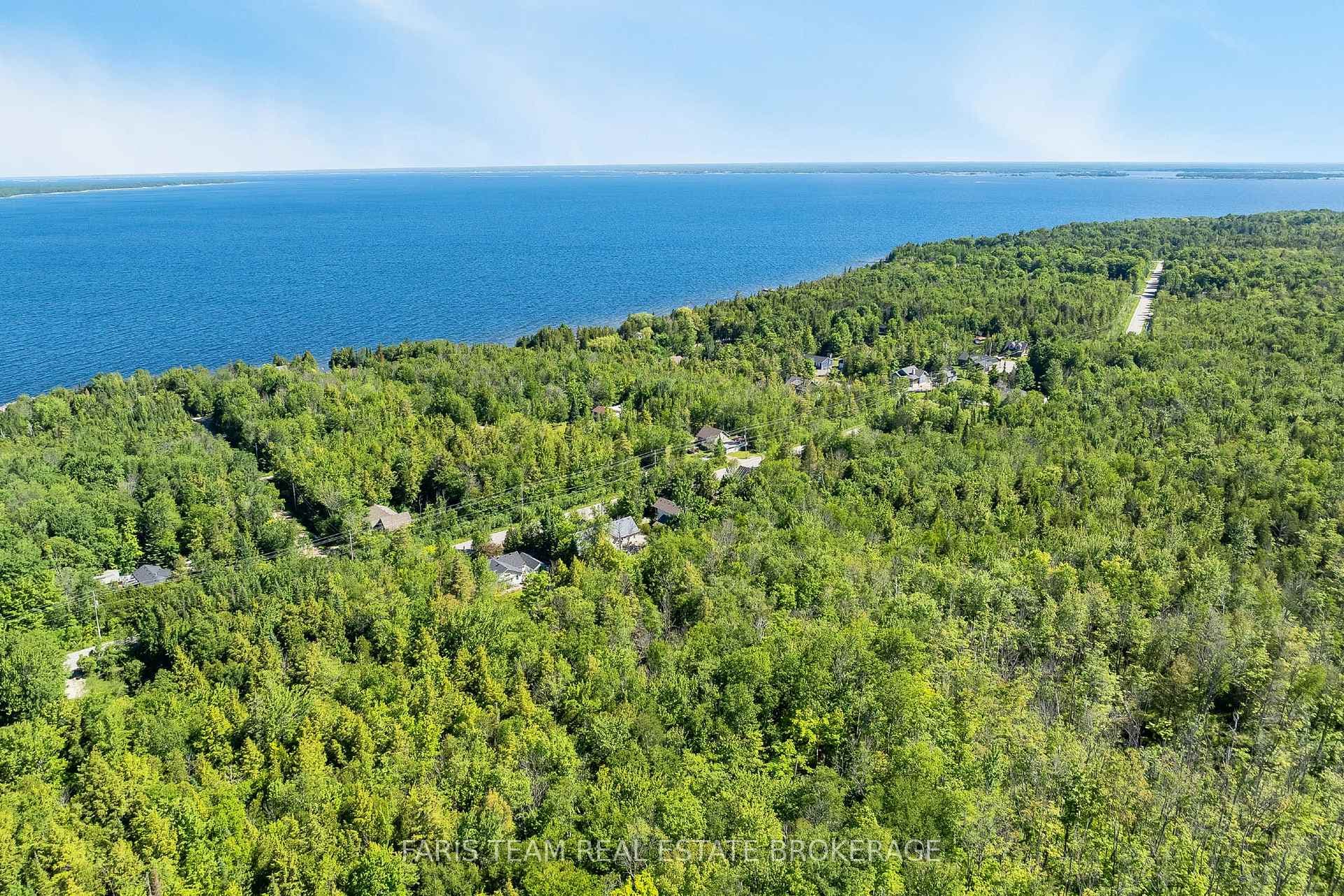 2384 Champlain Road photo 34