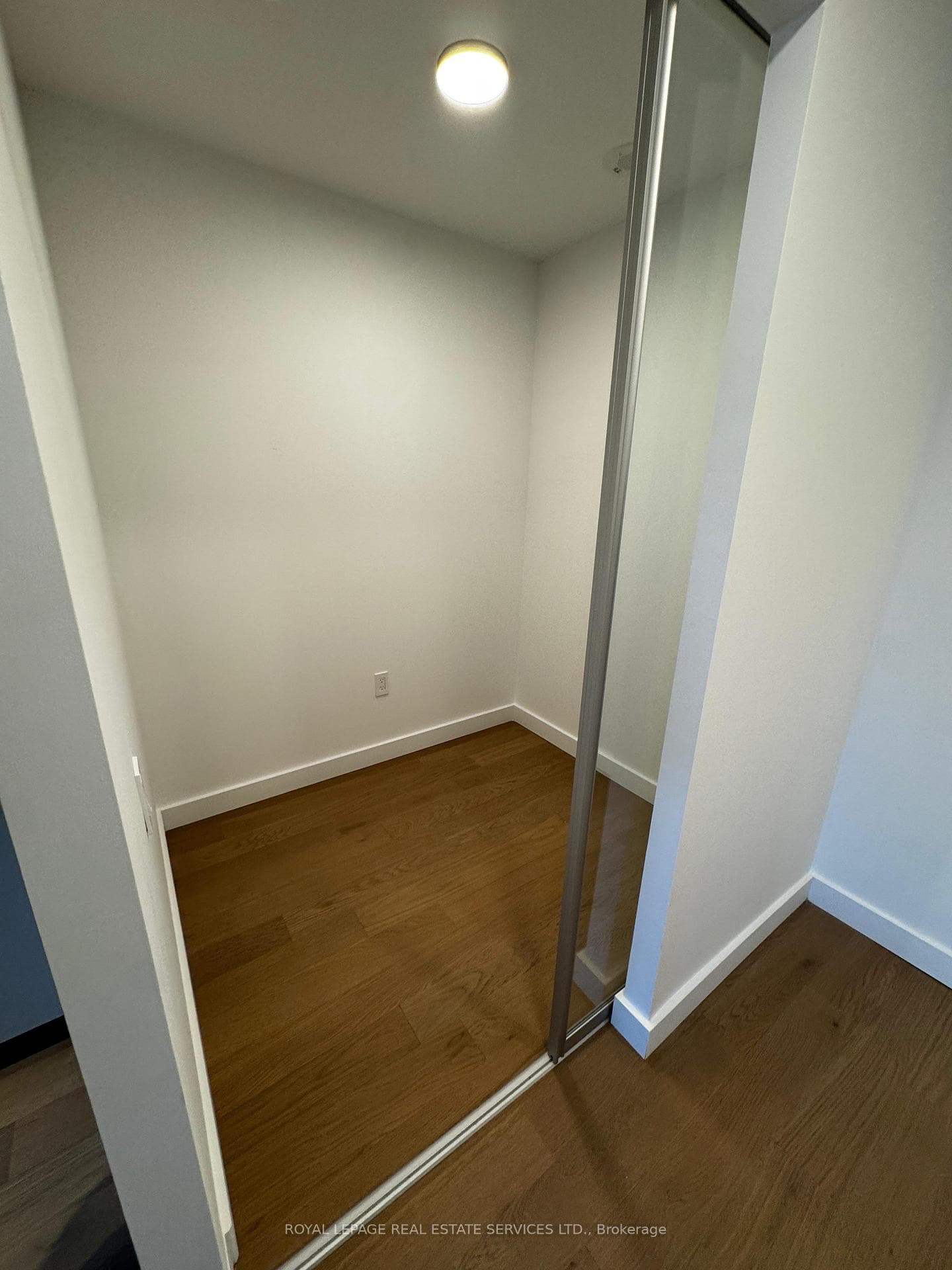 1720 Bayview Avenue Unit 233 photo 4