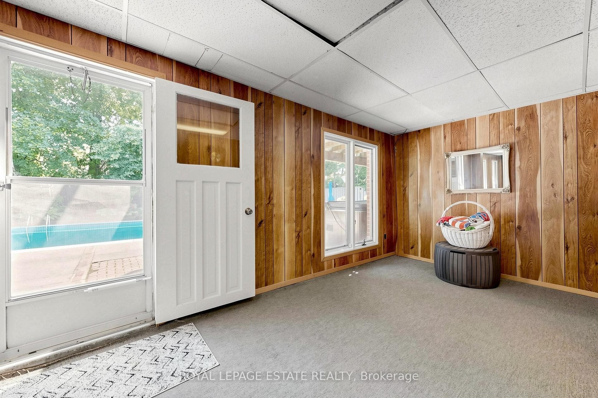 64 Hemingway Crescent photo 31
