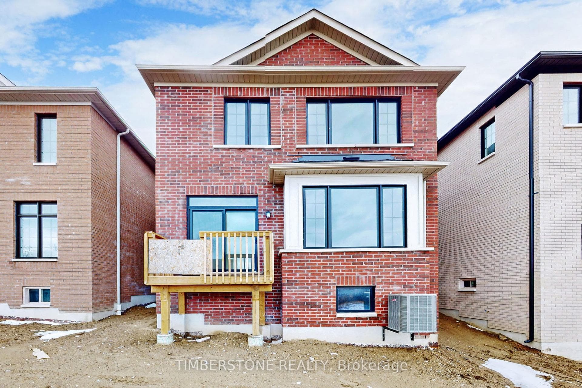 1041 Zircon Manor photo 26