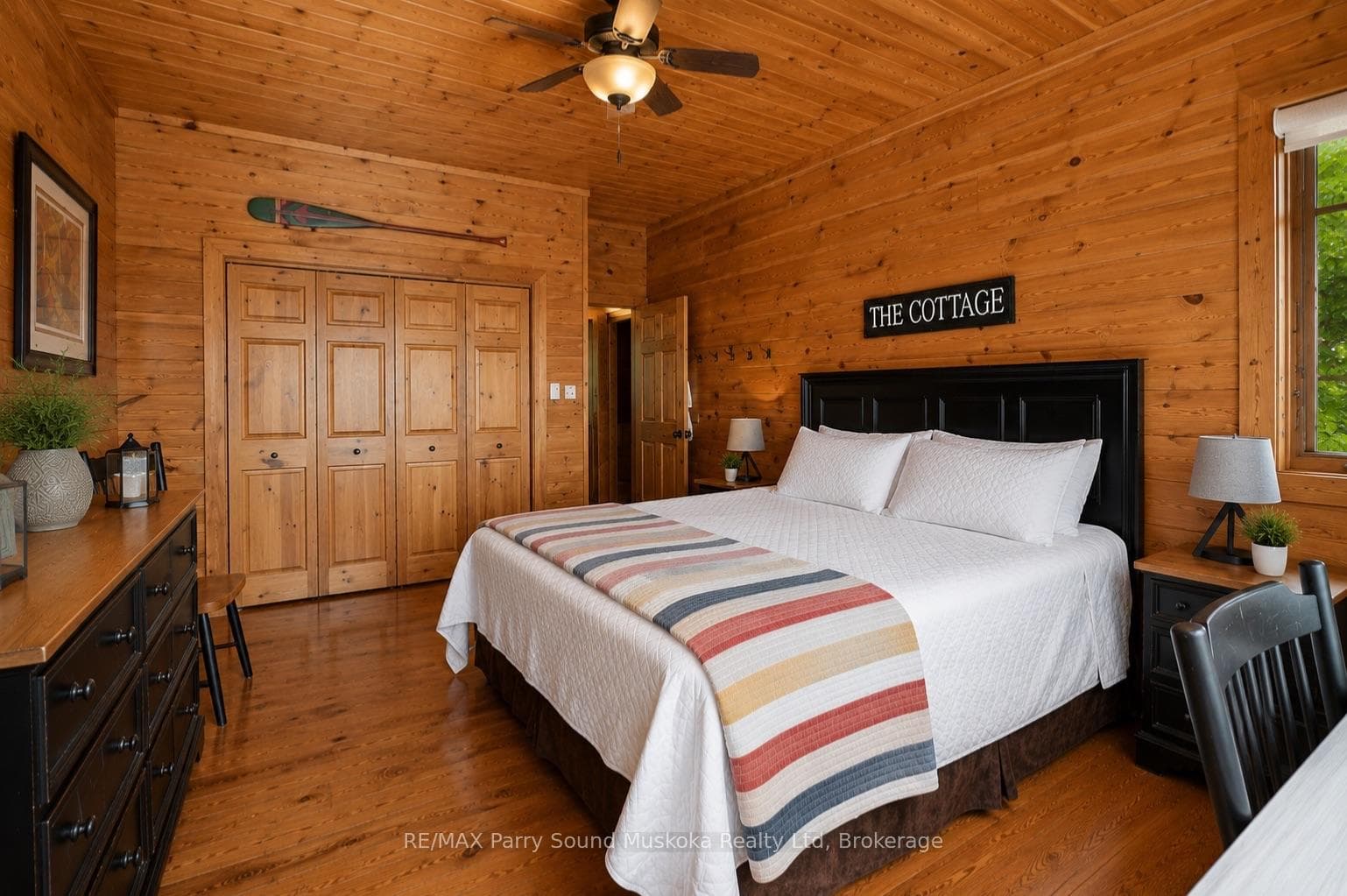 43 15C Island photo 23
