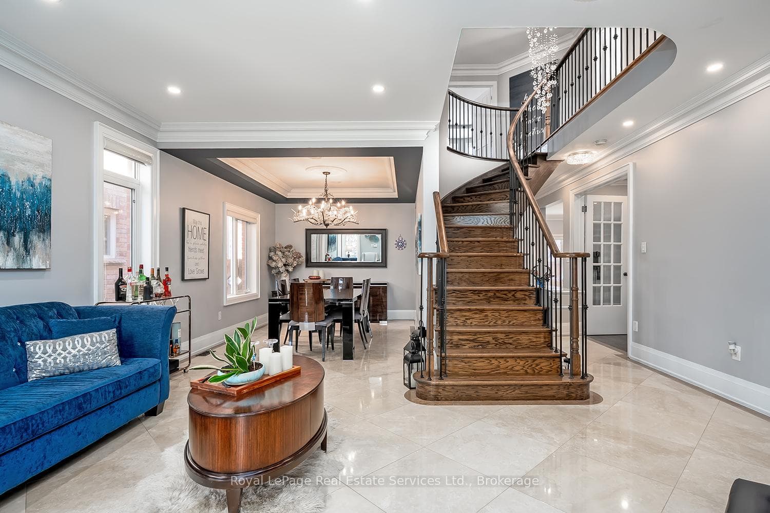 5447 Freshwater Drive photo 4