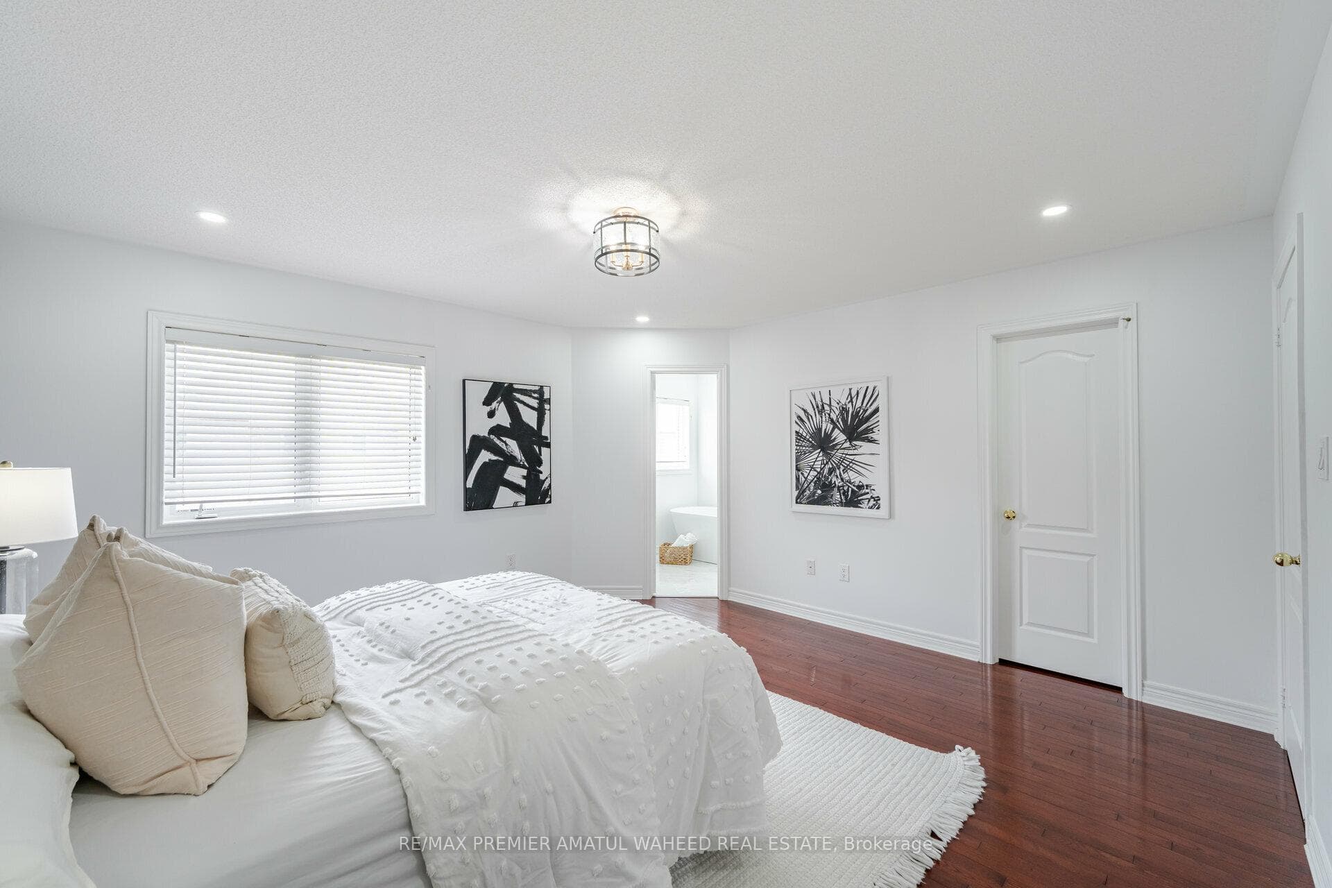 15 Aidan Drive photo 16