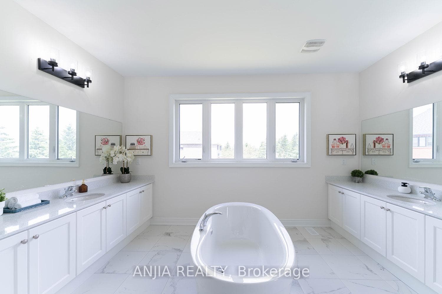 21 Joiner Circle photo 48