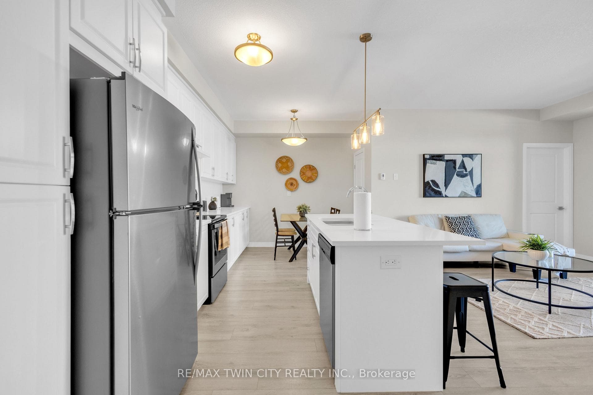 155 Thomas Slee Drive Unit 1F photo 6