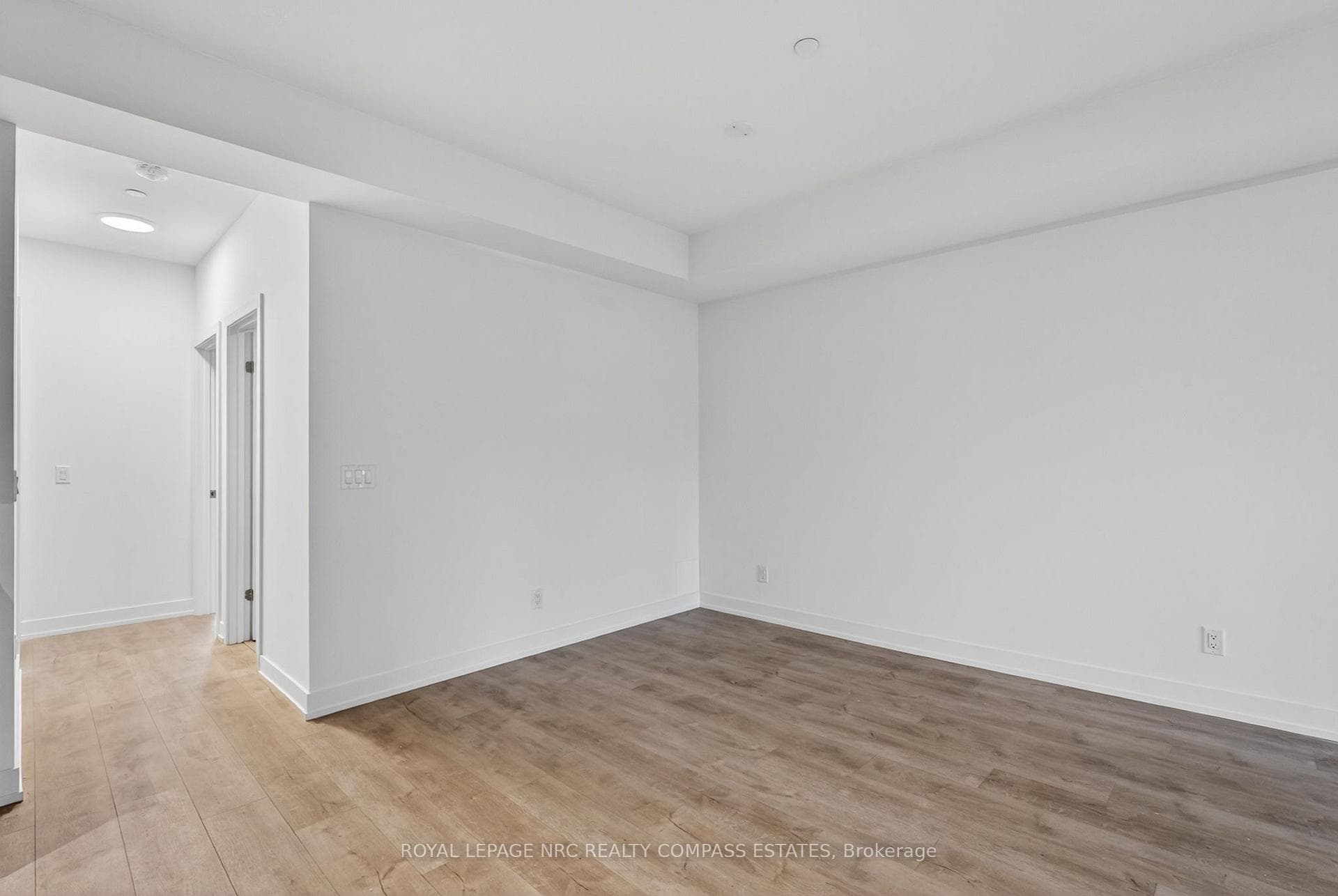 16 Melbourne Avenue Unit 108B photo 7