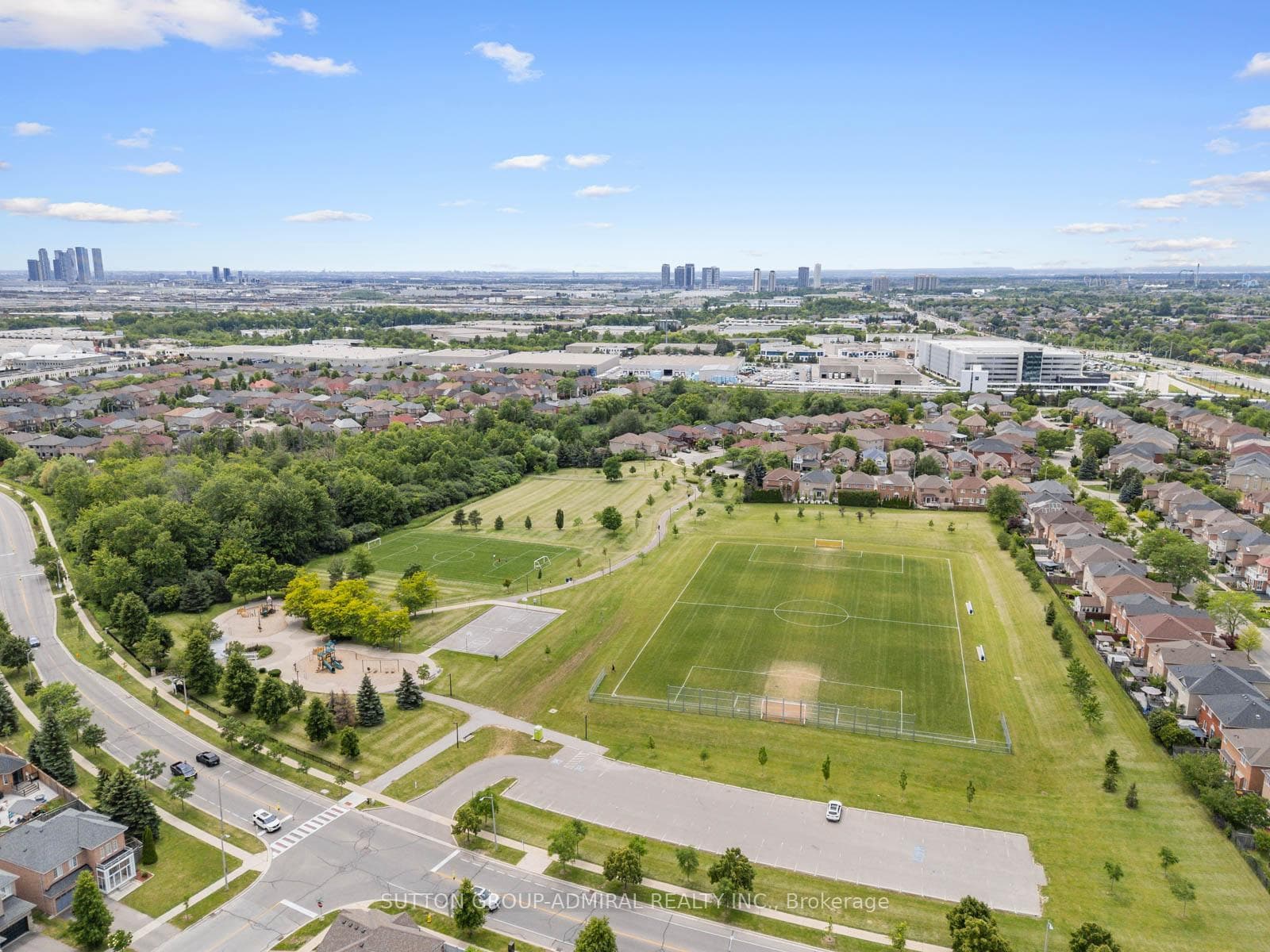 10 Forest Run Boulevard photo 48
