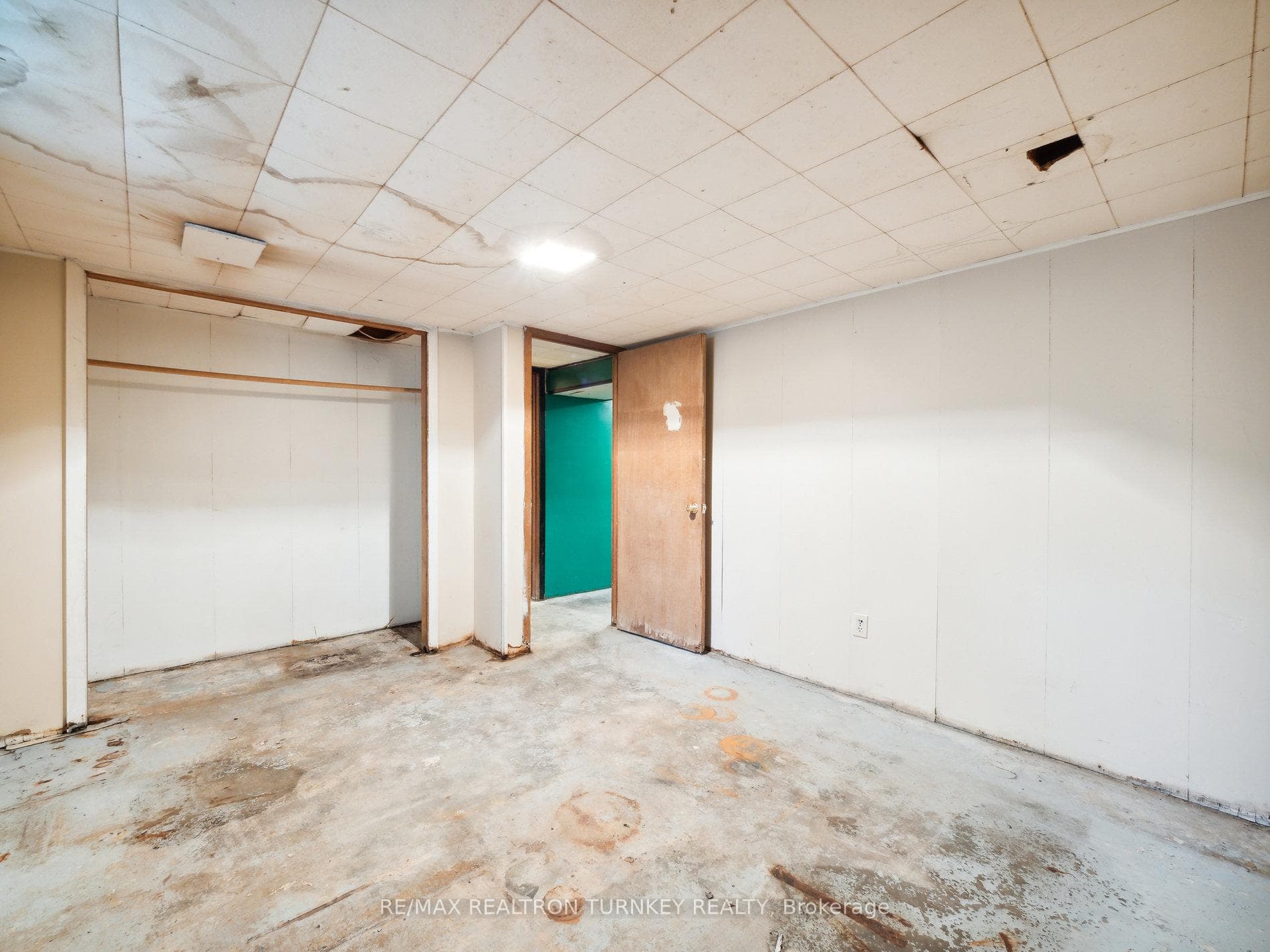 26 Walter Avenue photo 34