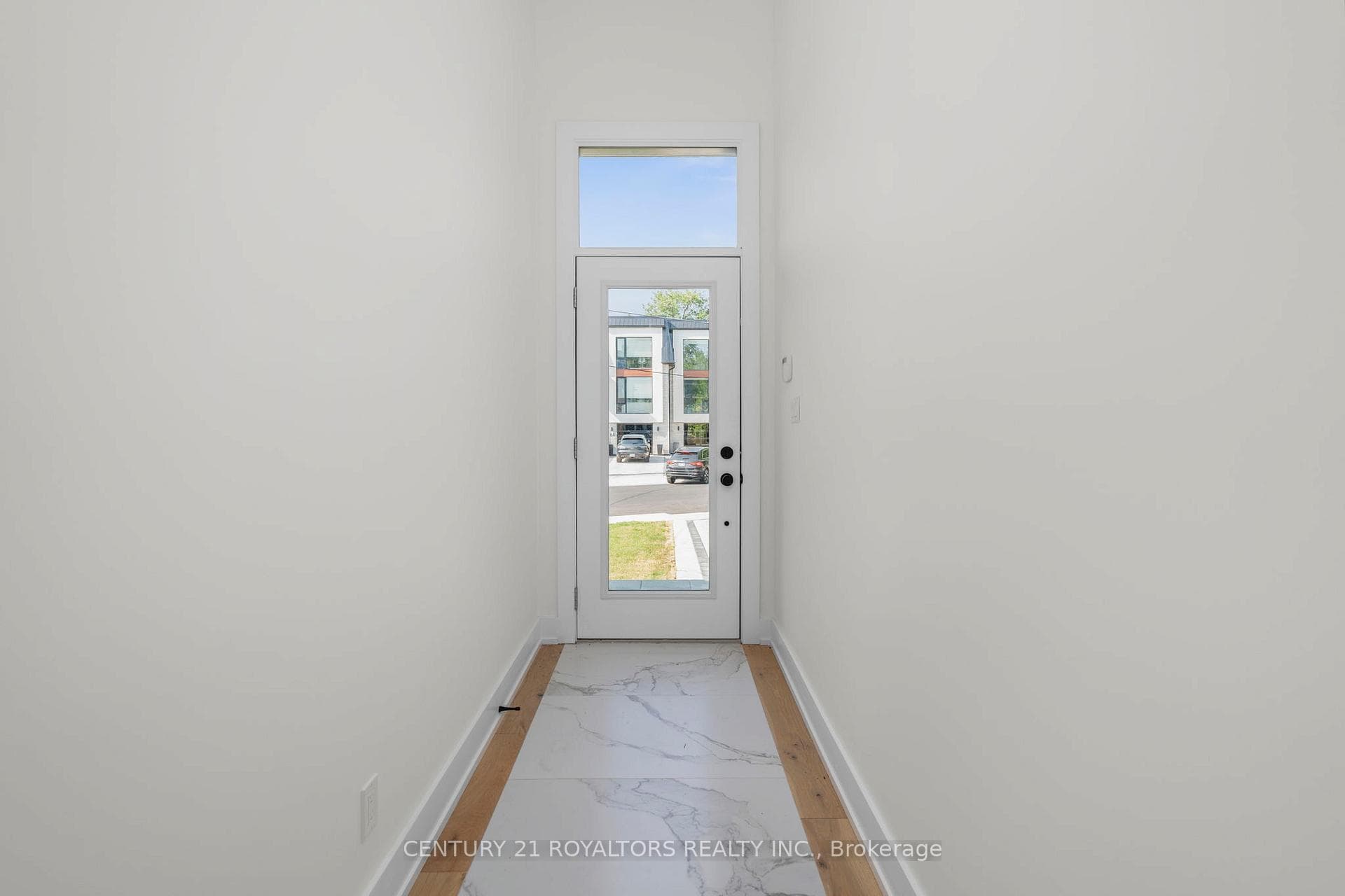 5A Pine Avenue photo 3