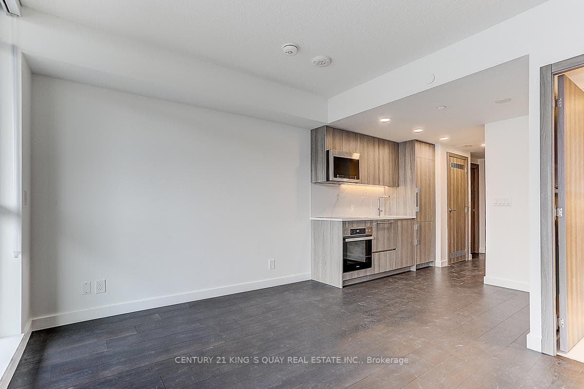 38 Widmer Street Unit 1103 photo 19
