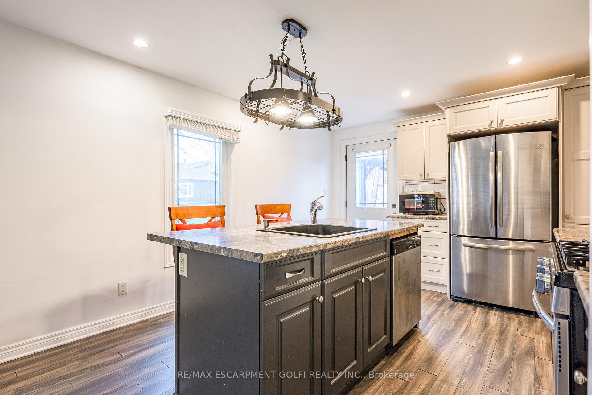 236 Ridgeway Road photo 14